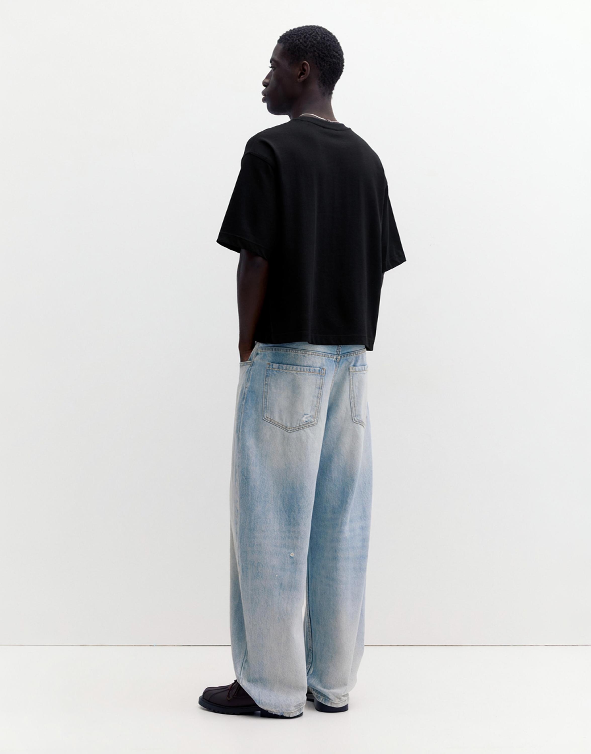 Cropped short sleeve T-shirt — Black