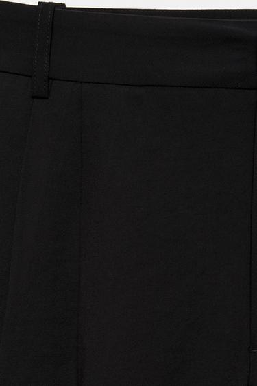 Long Bermuda shorts with pleats — Black 7