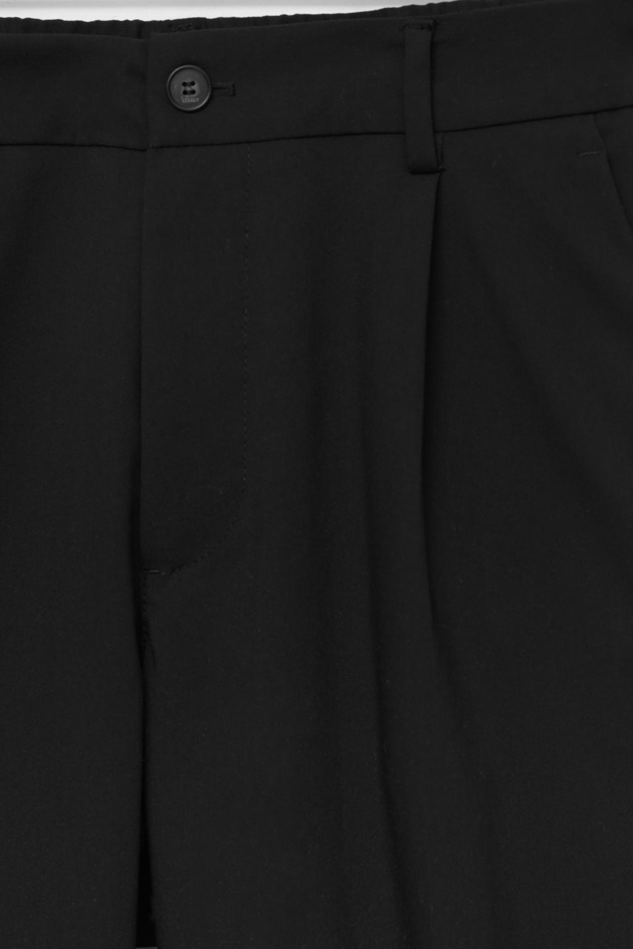 Wide-leg tailored trousers — Black