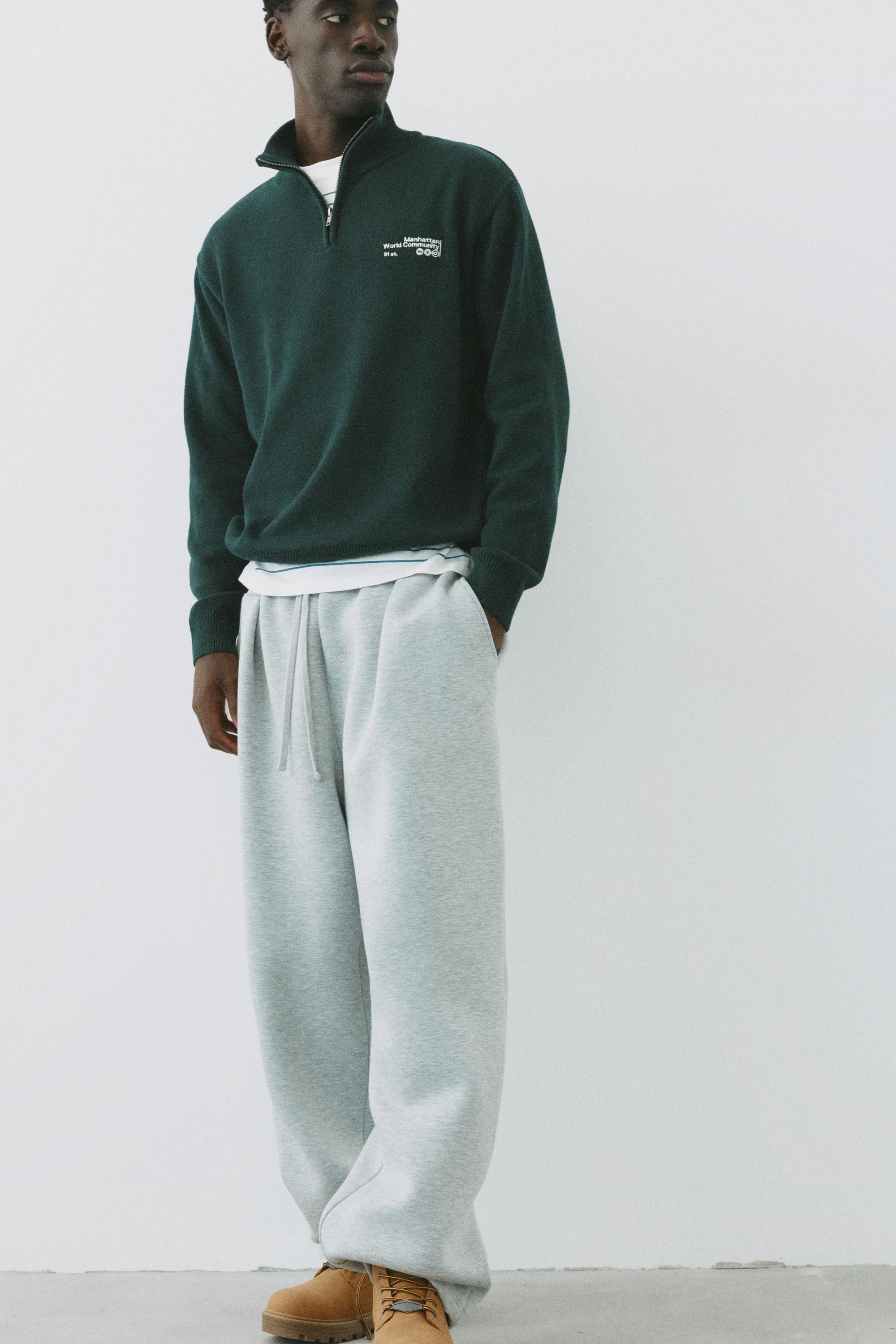 Embroidered quarter-zip sweatshirt — Dark green