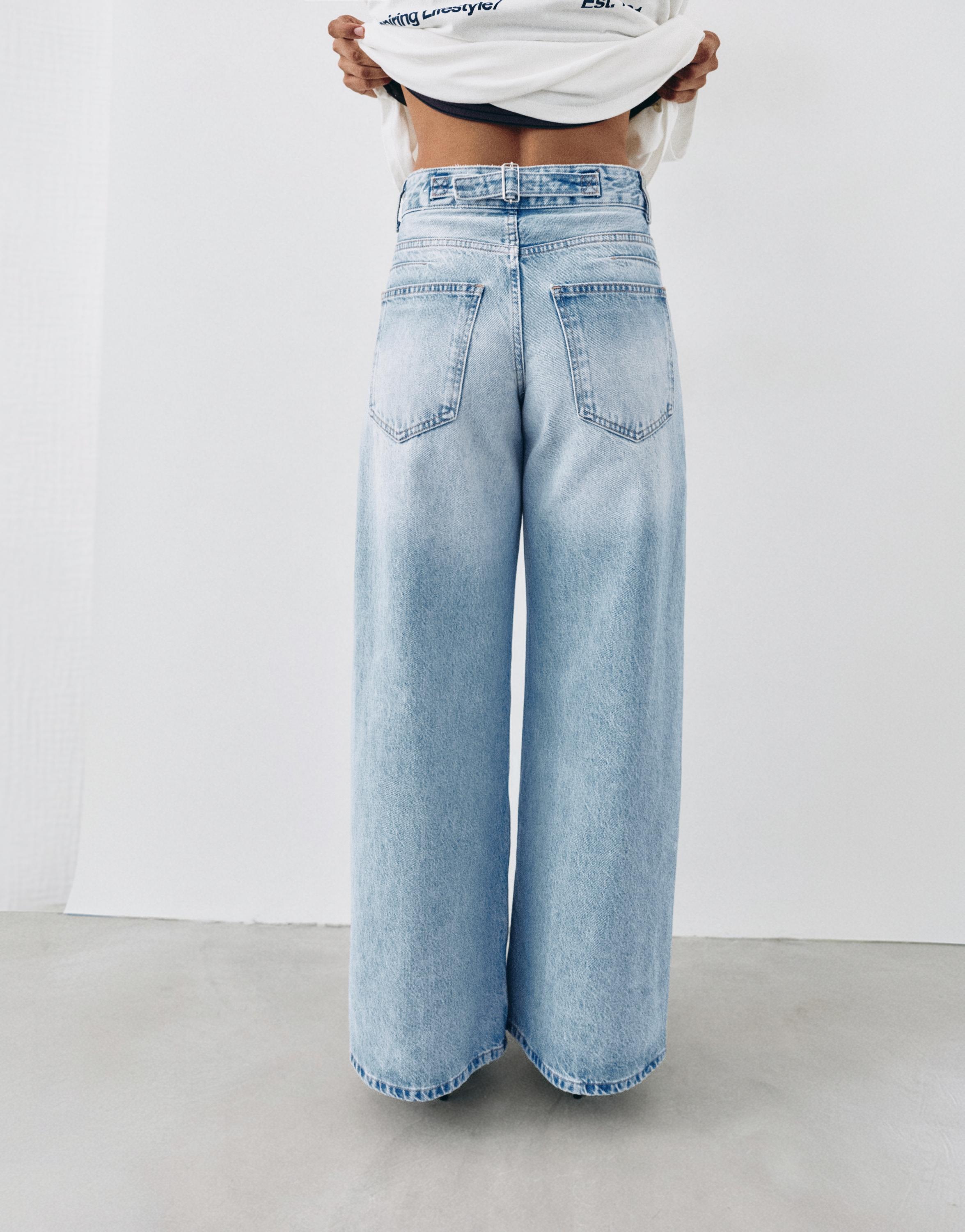 Super wide-leg jeans with belt loops — Pale blue