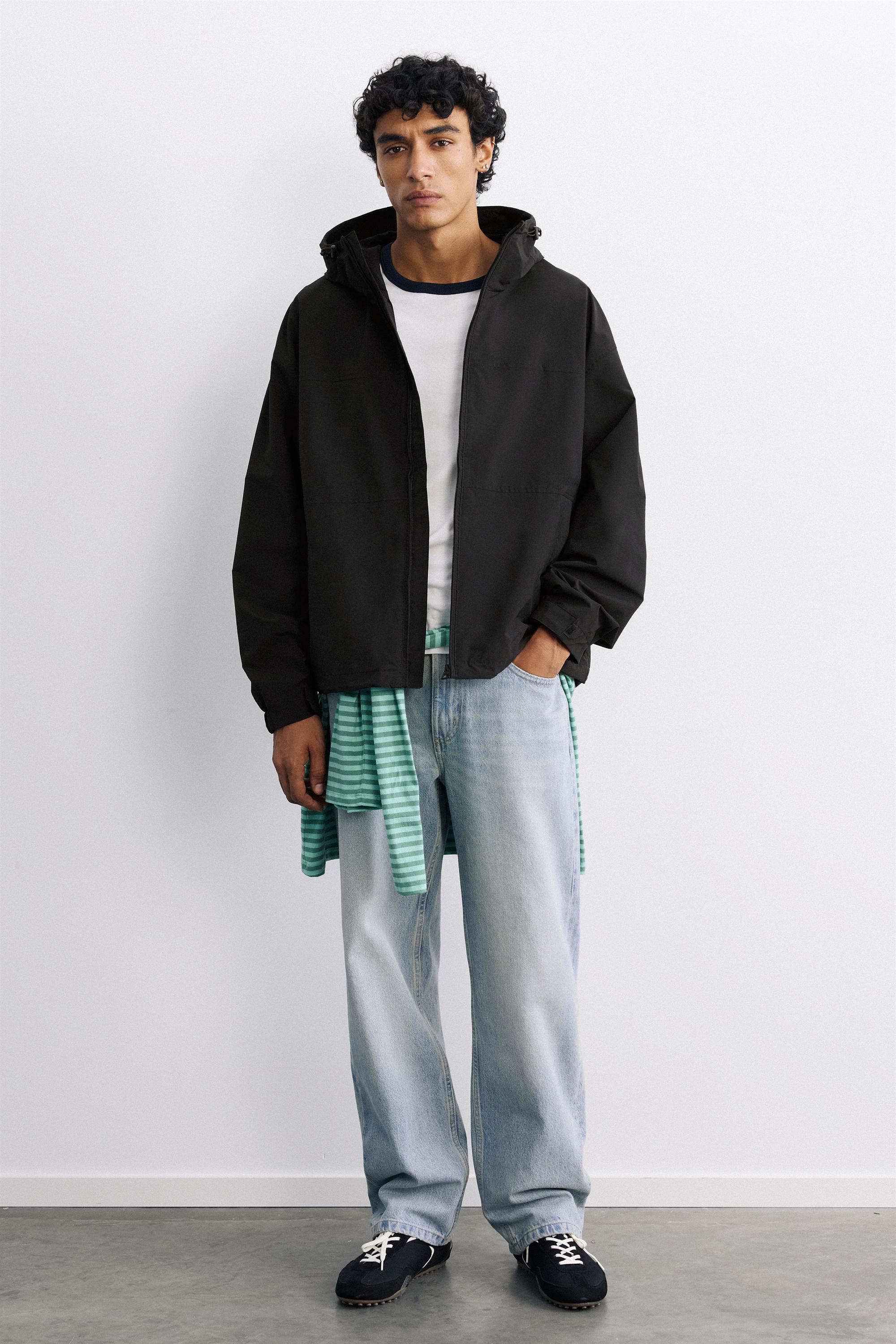 Lightweight hooded raincoat — Black