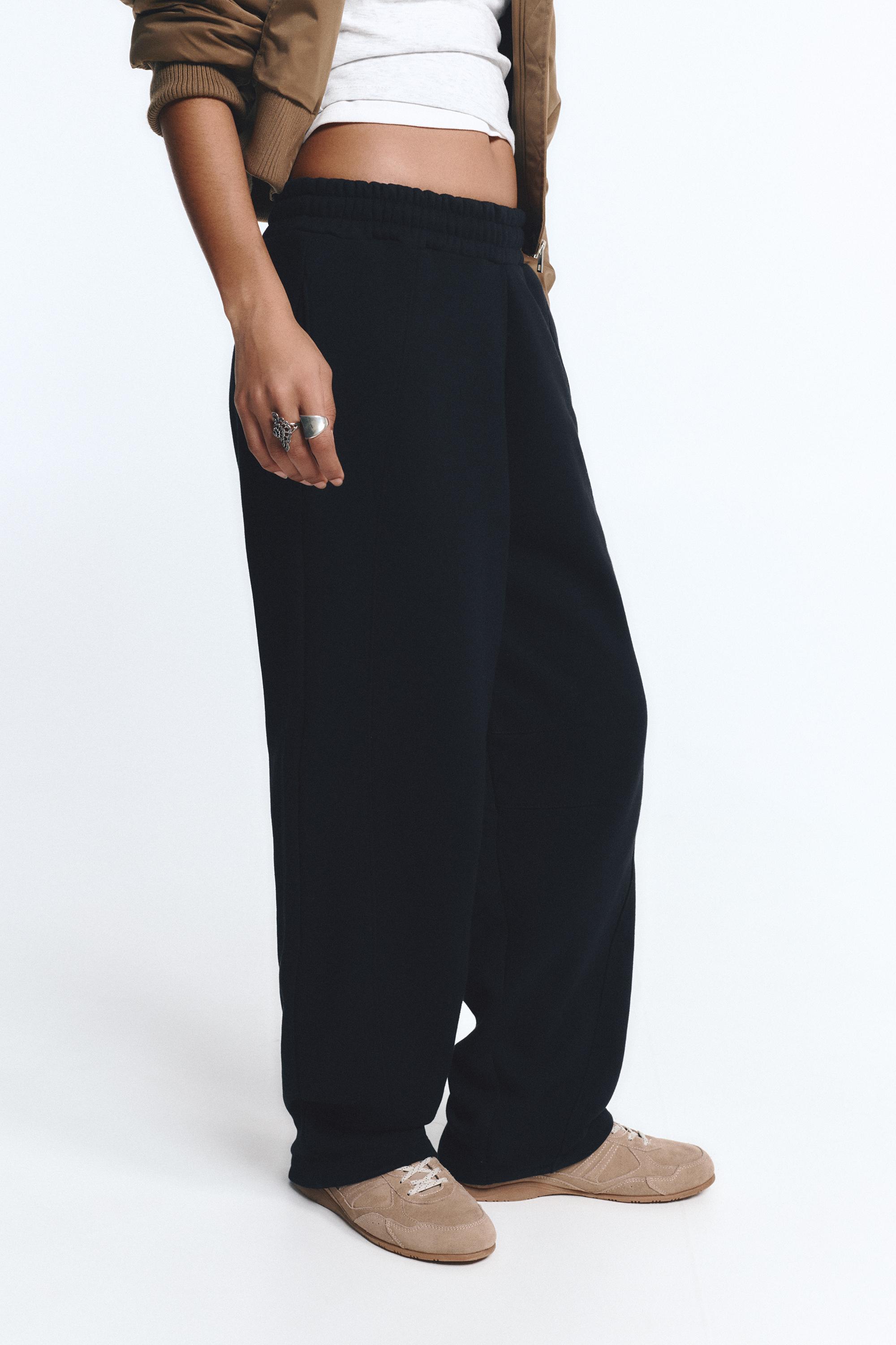 Barrel fit tracksuit trousers — Black