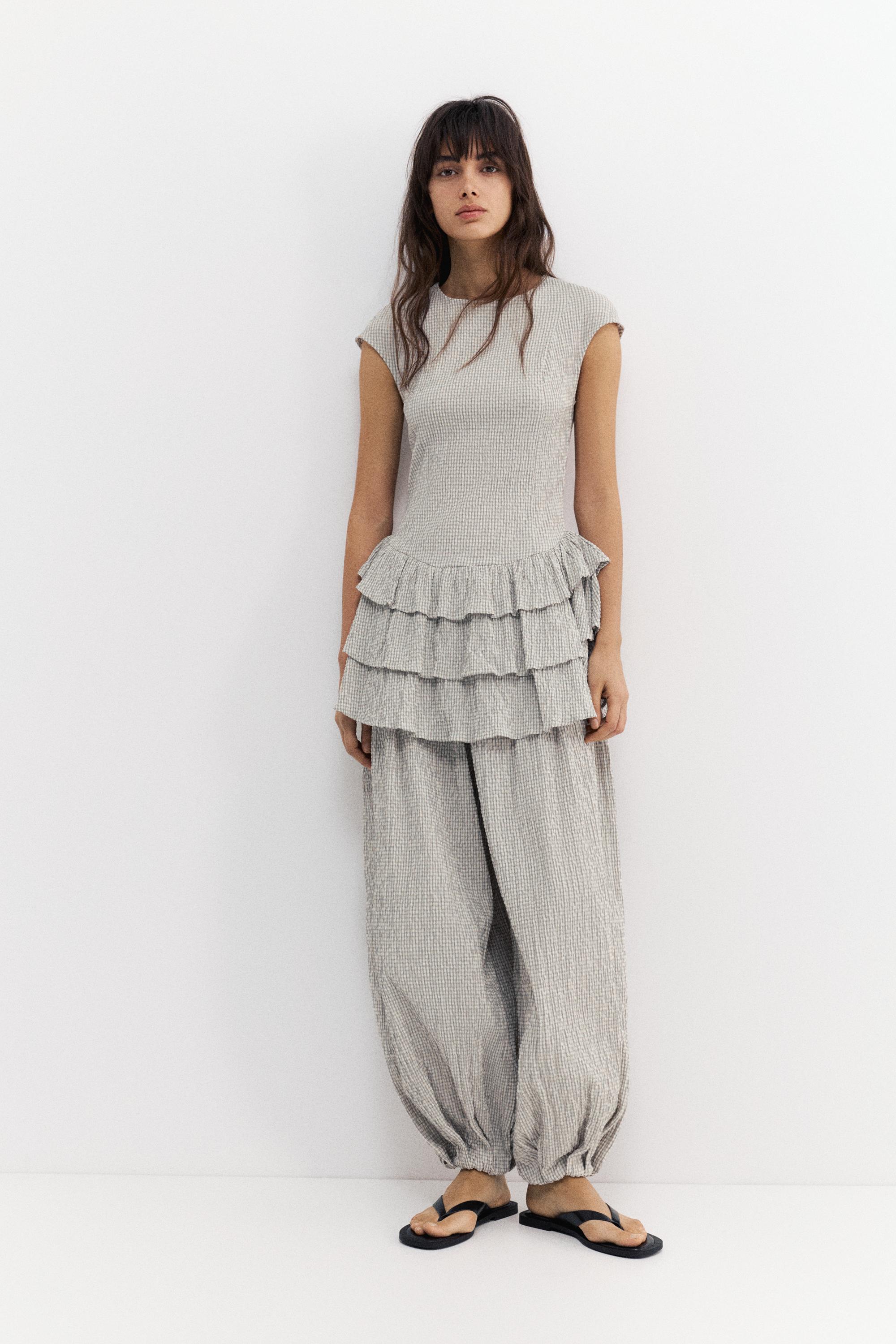 Volanlı etekli kısa kareli elbise - Görsel 7