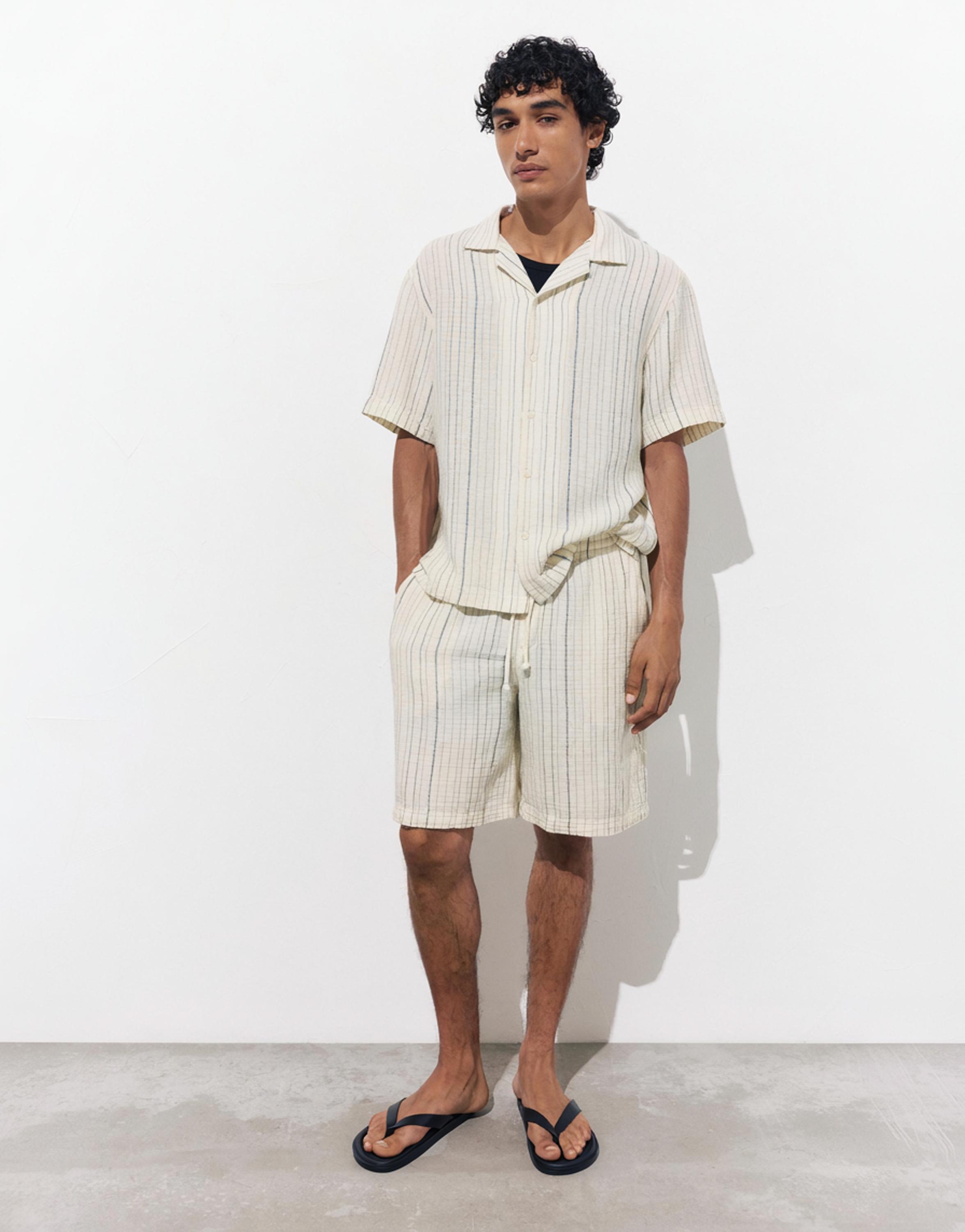 Striped jogger Bermuda shorts — White/Navy