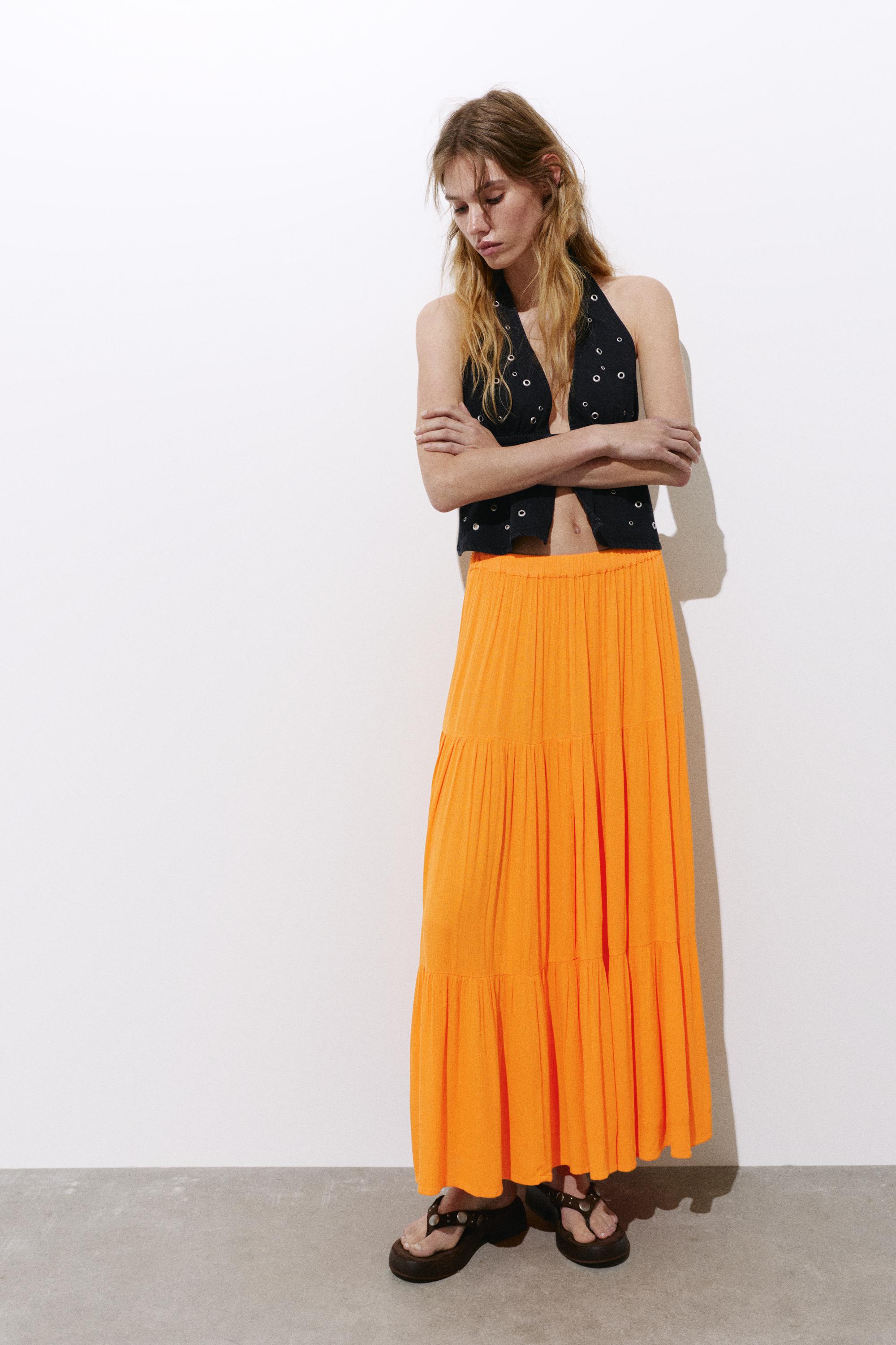 Flowy paneled midi skirt — Orange