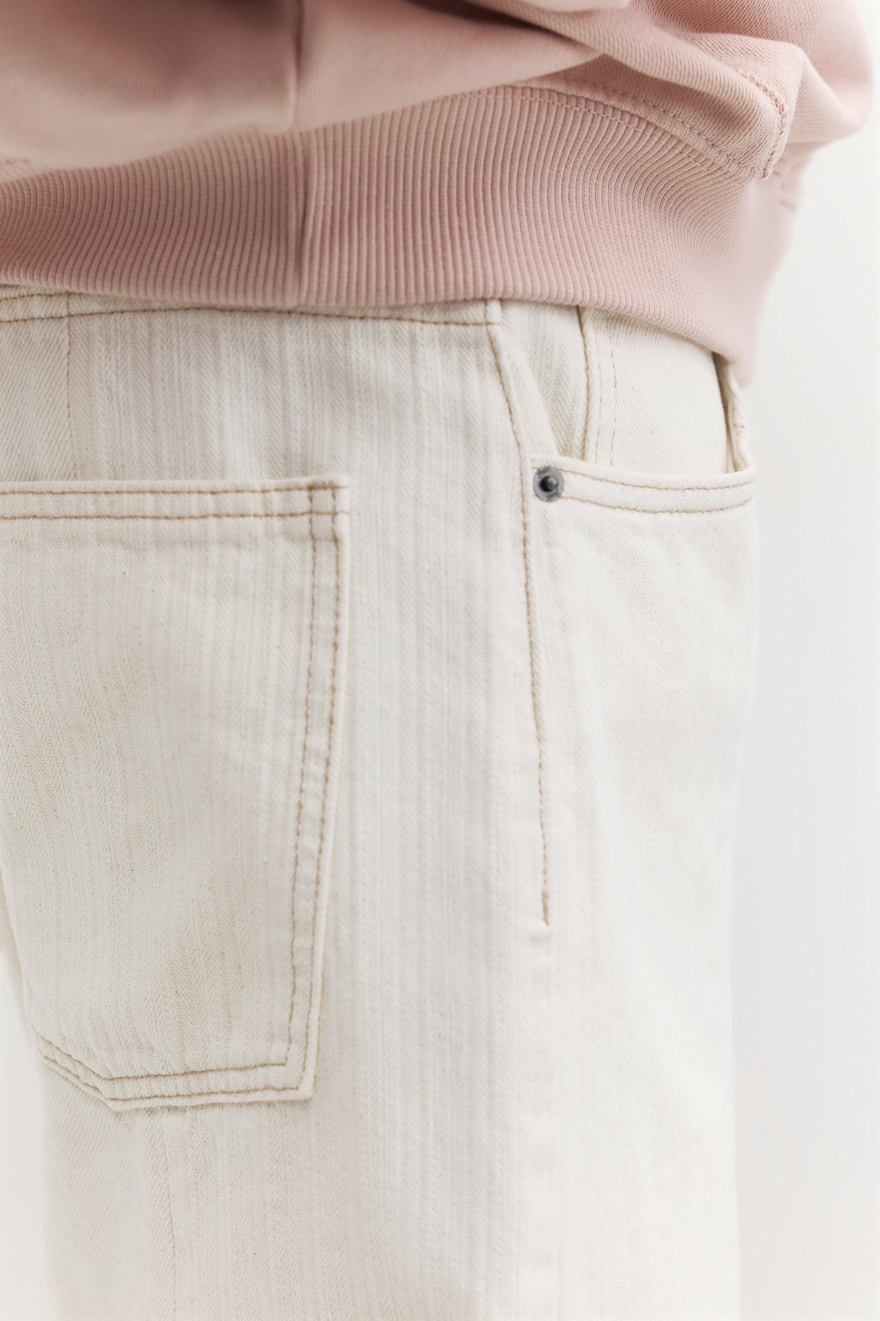 Baggy relaxed denim Bermuda shorts — White