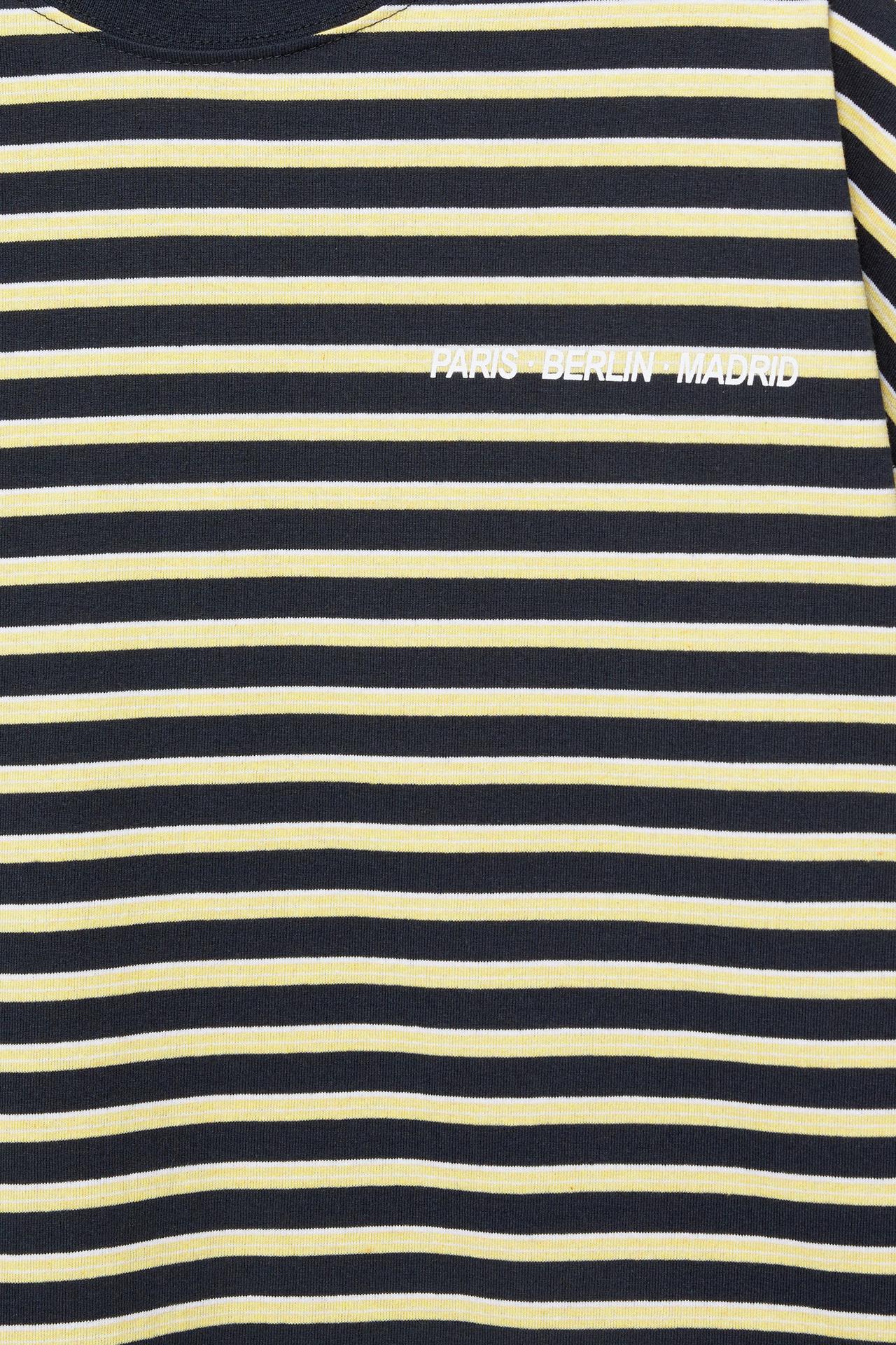 Striped T-shirt with text — Yellow