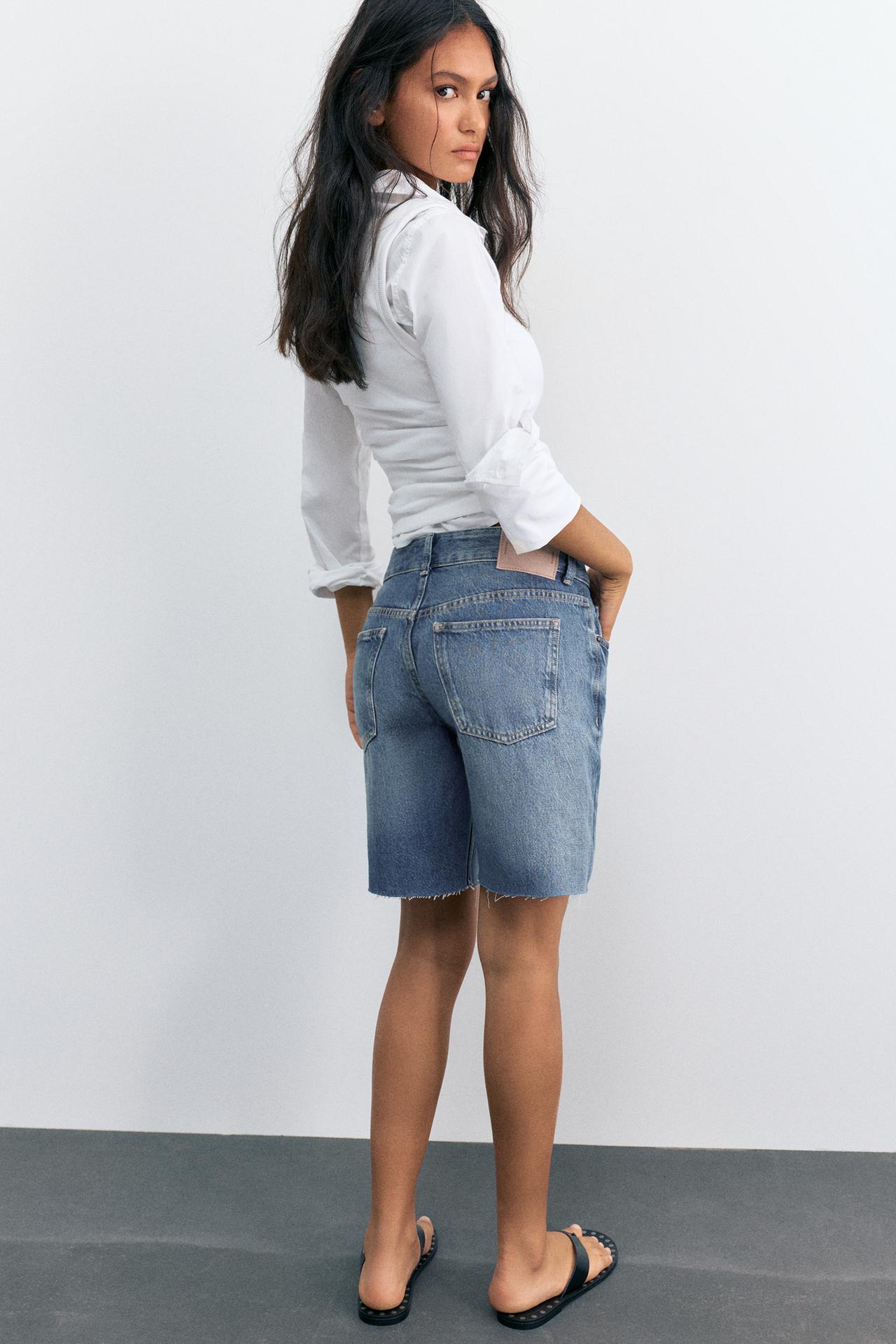 Low-rise denim Bermuda shorts — Medium blue