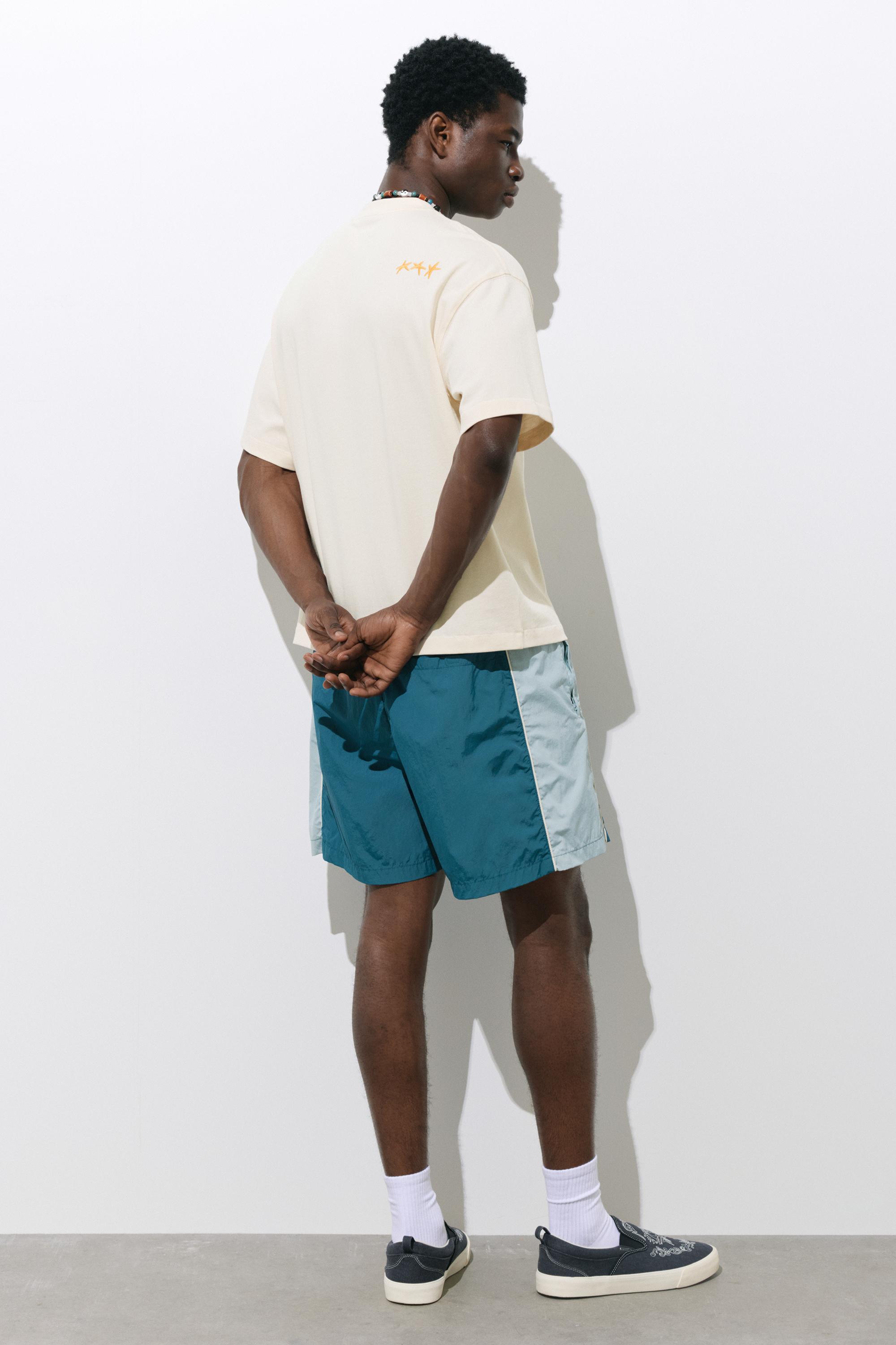 Embroidered star T-shirt — Beige