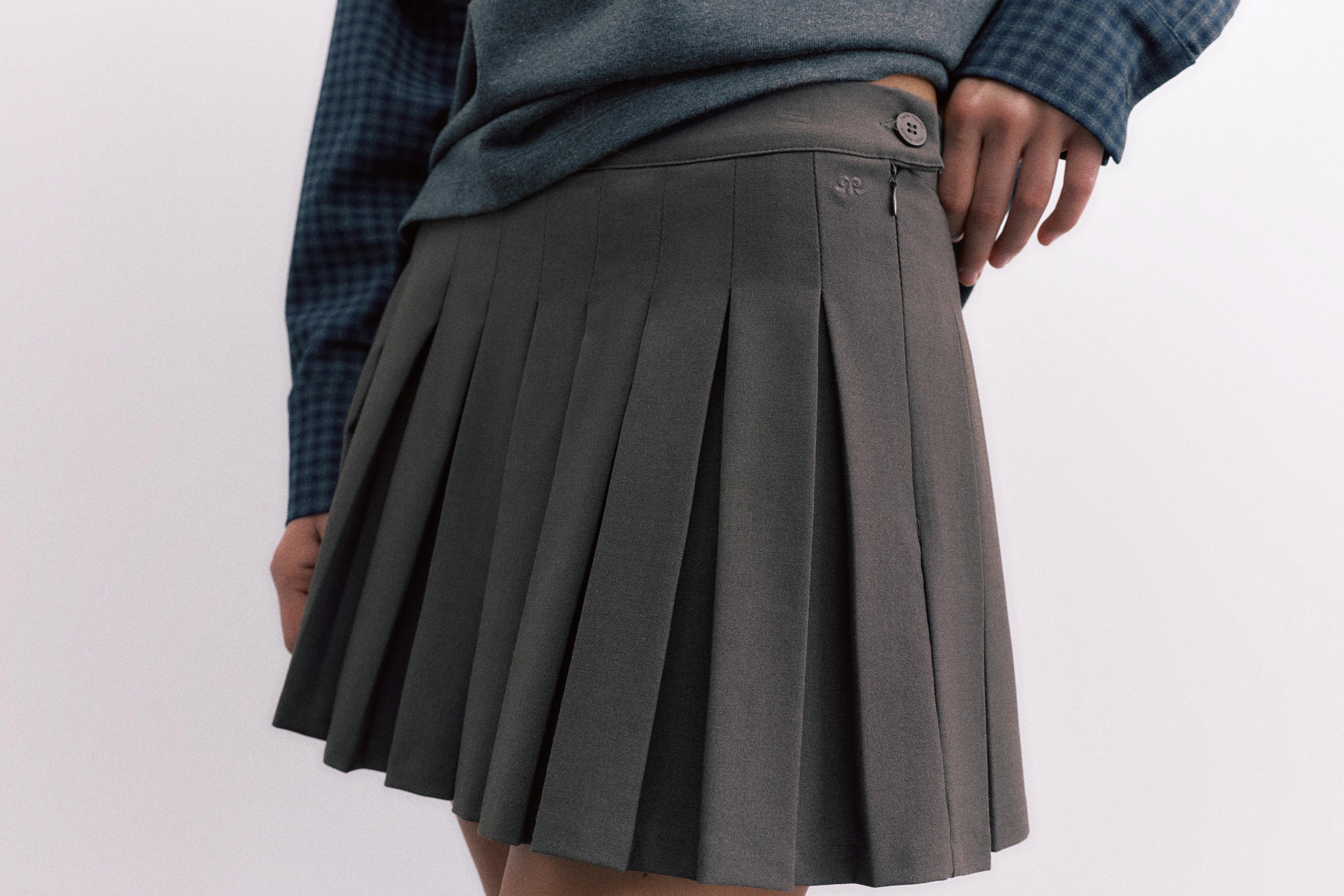 Pleated mini skirt — Grey marl