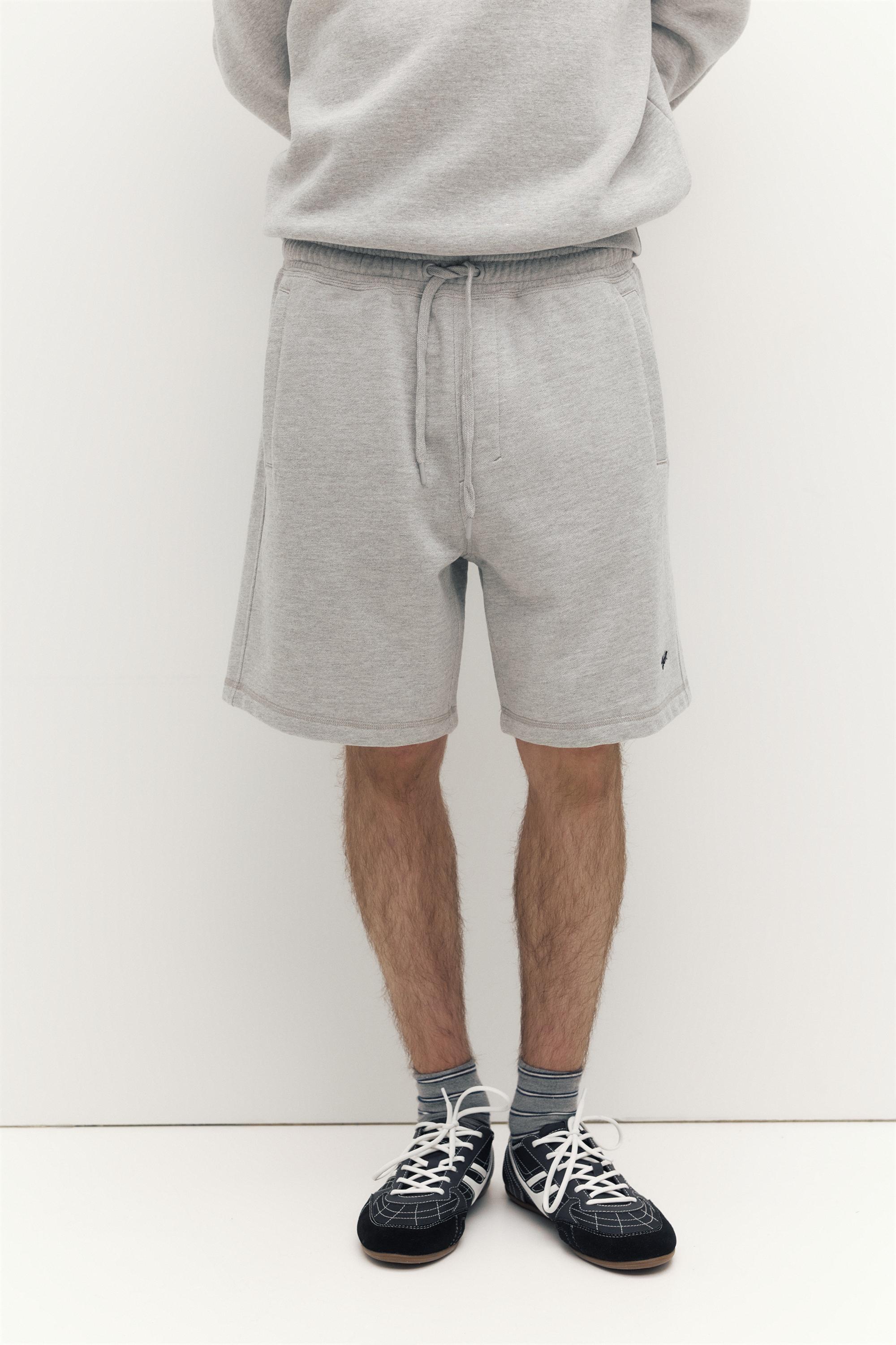 Logolu jogger bermuda şort - Görsel 106