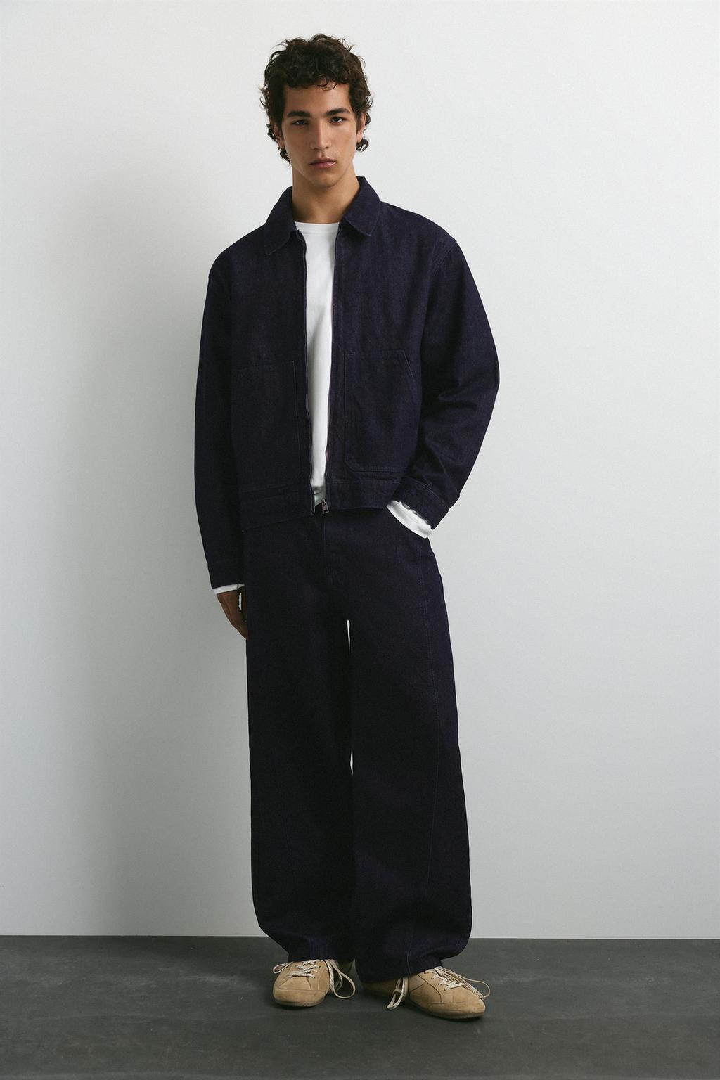 Front seam barrel jeans