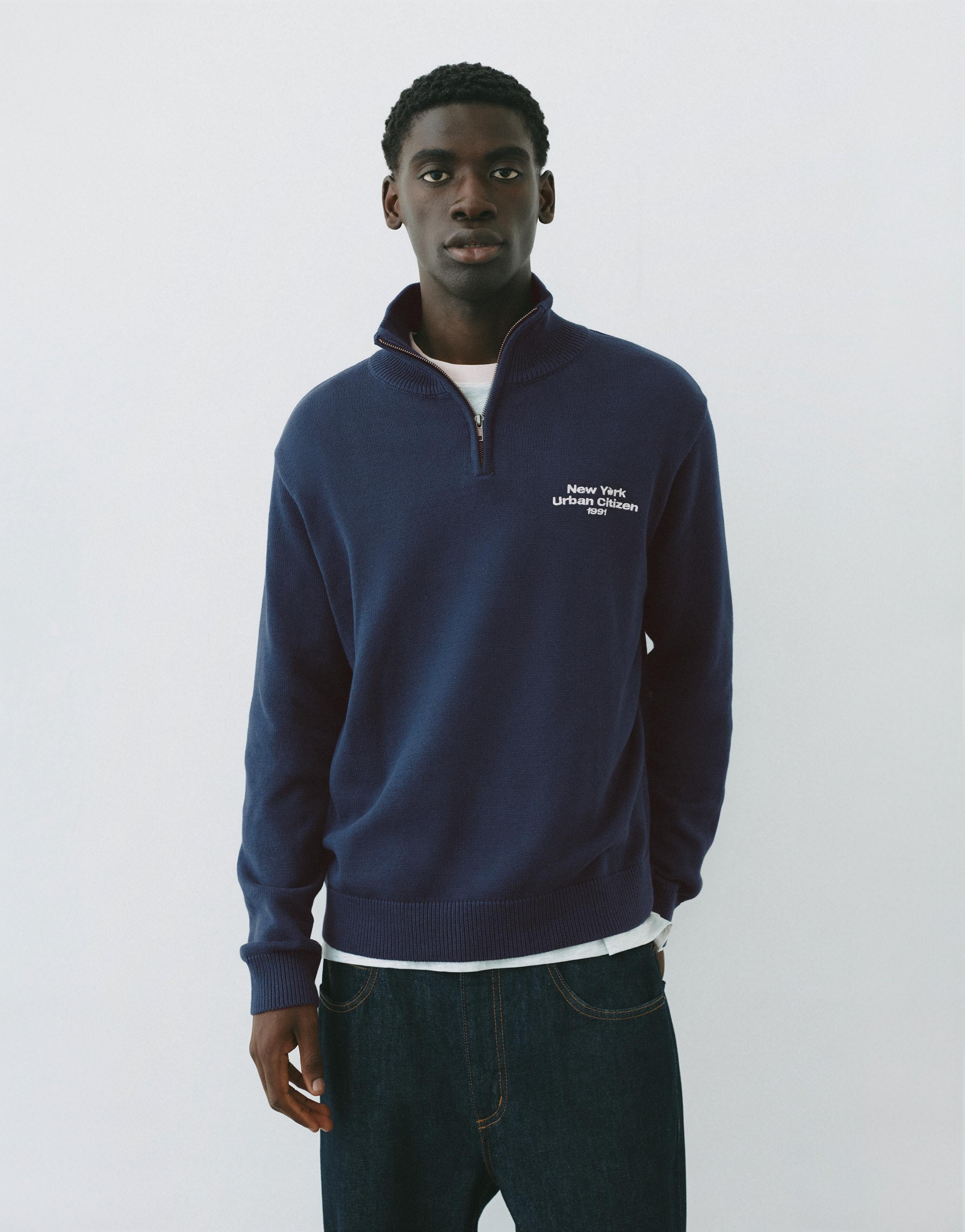 Embroidered quarter-zip sweatshirt — Indigo blue