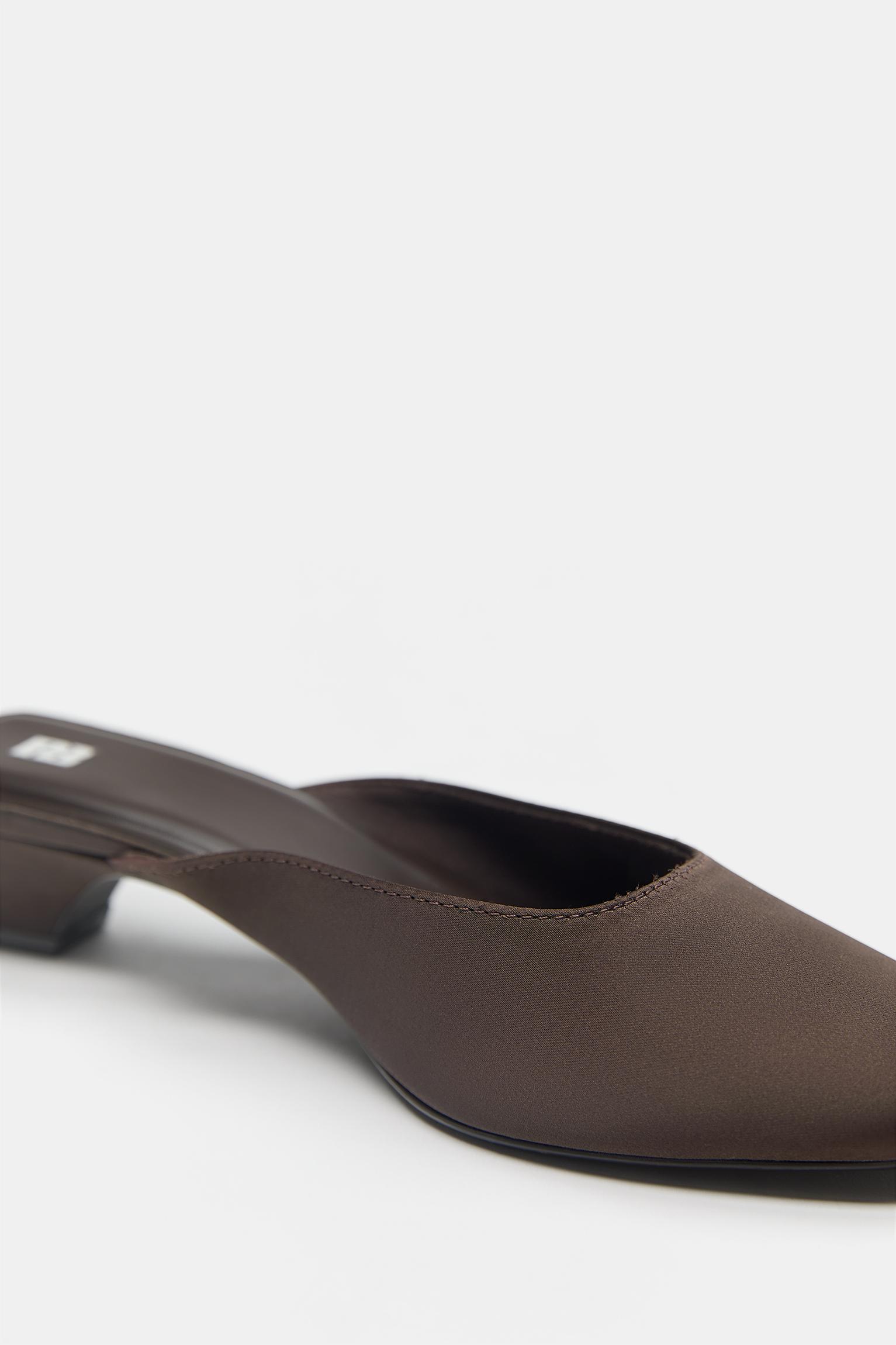 Topuklu Arkası açık ayakkabı - Görsel 19