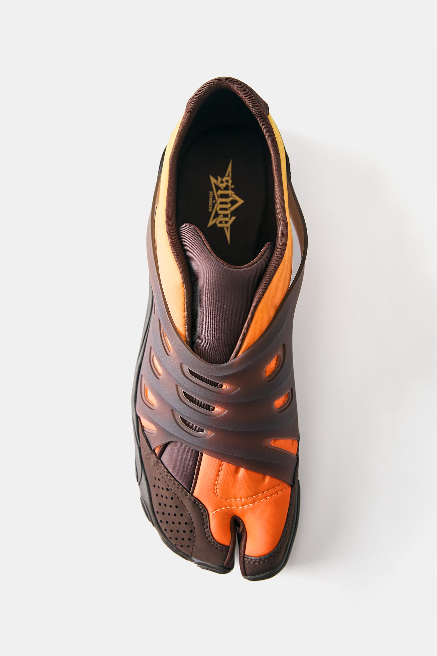 Pleasures trainers — Contrast