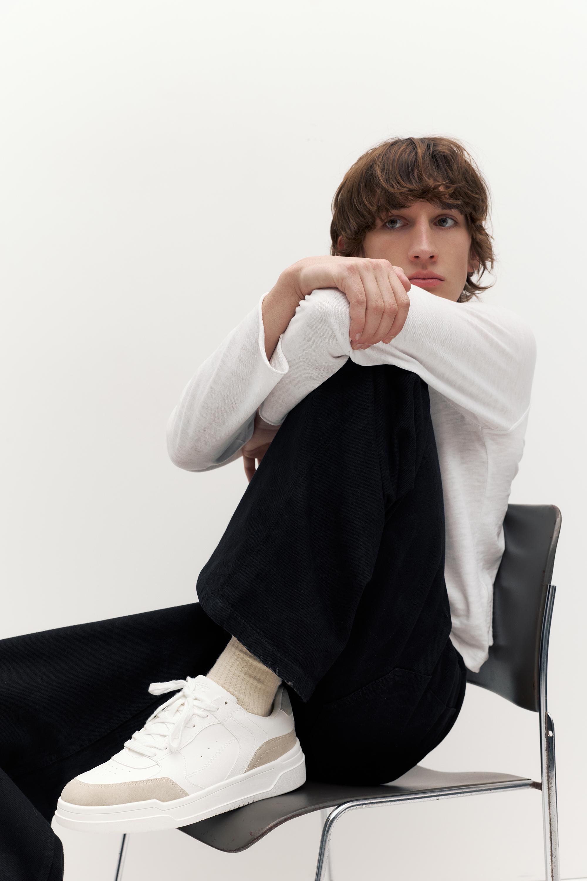 STWD multi-piece trainers — White