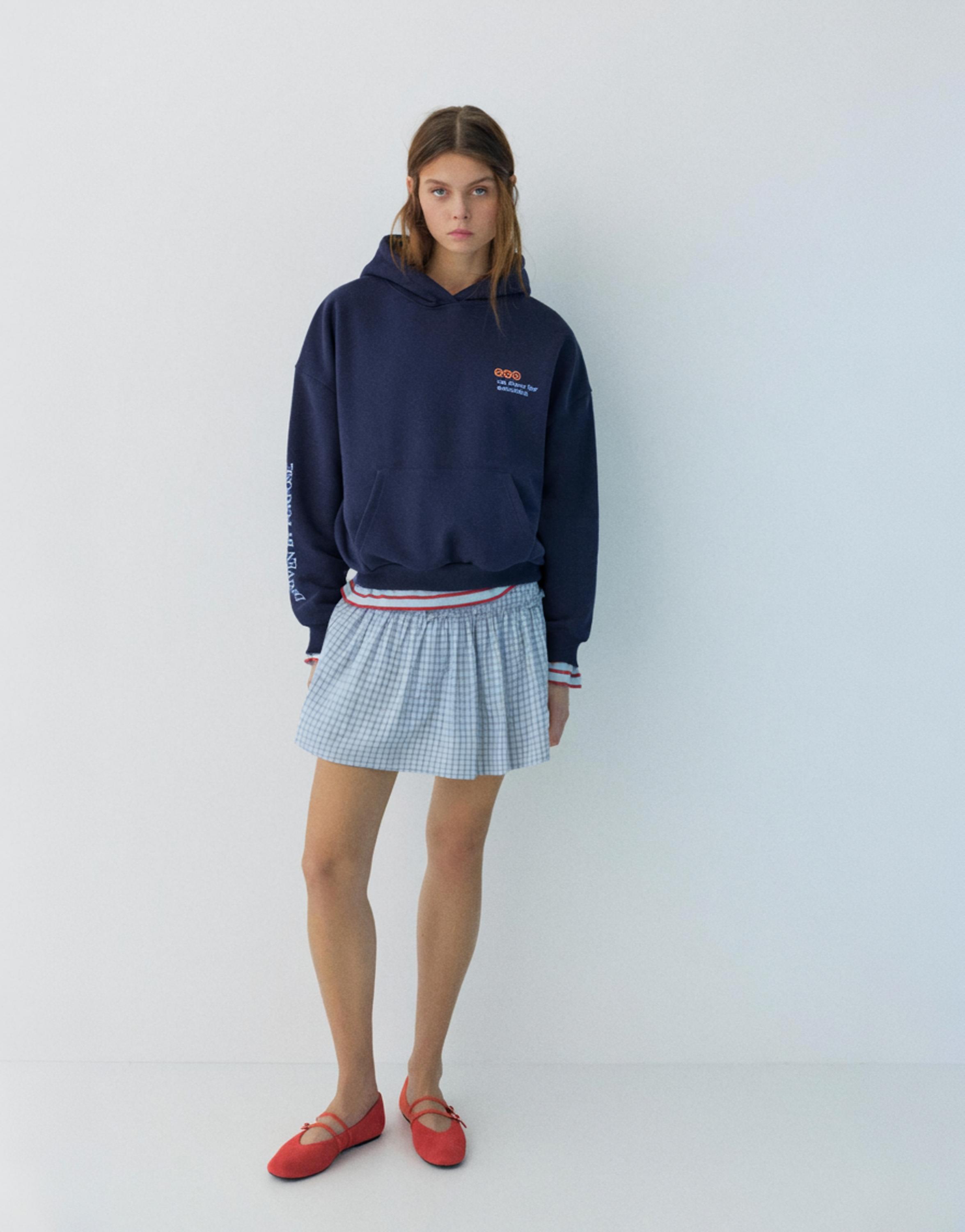 Graphic hoodie — Navy