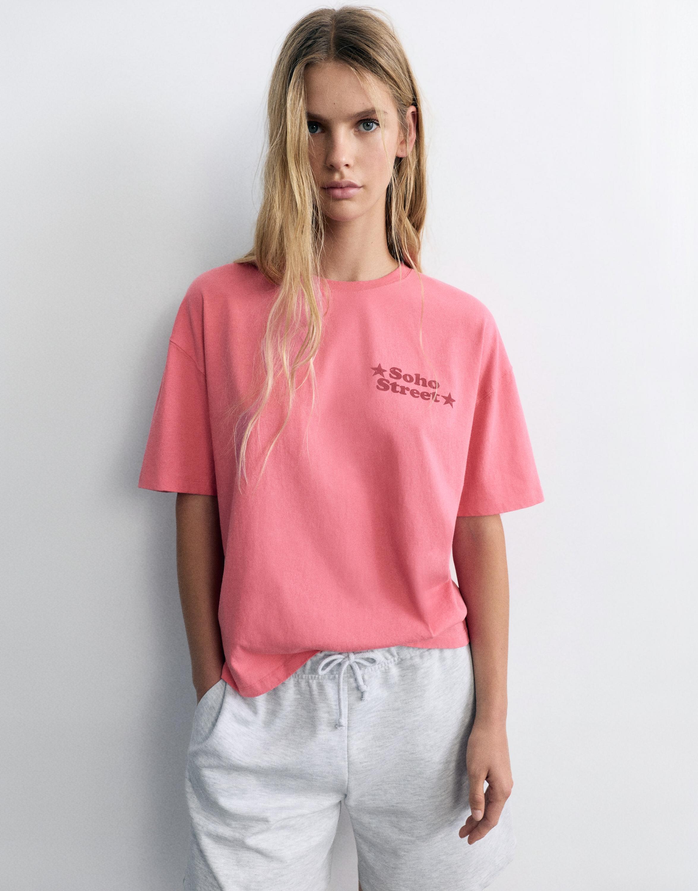 Oversize Soho Street graphic T-shirt — Pink