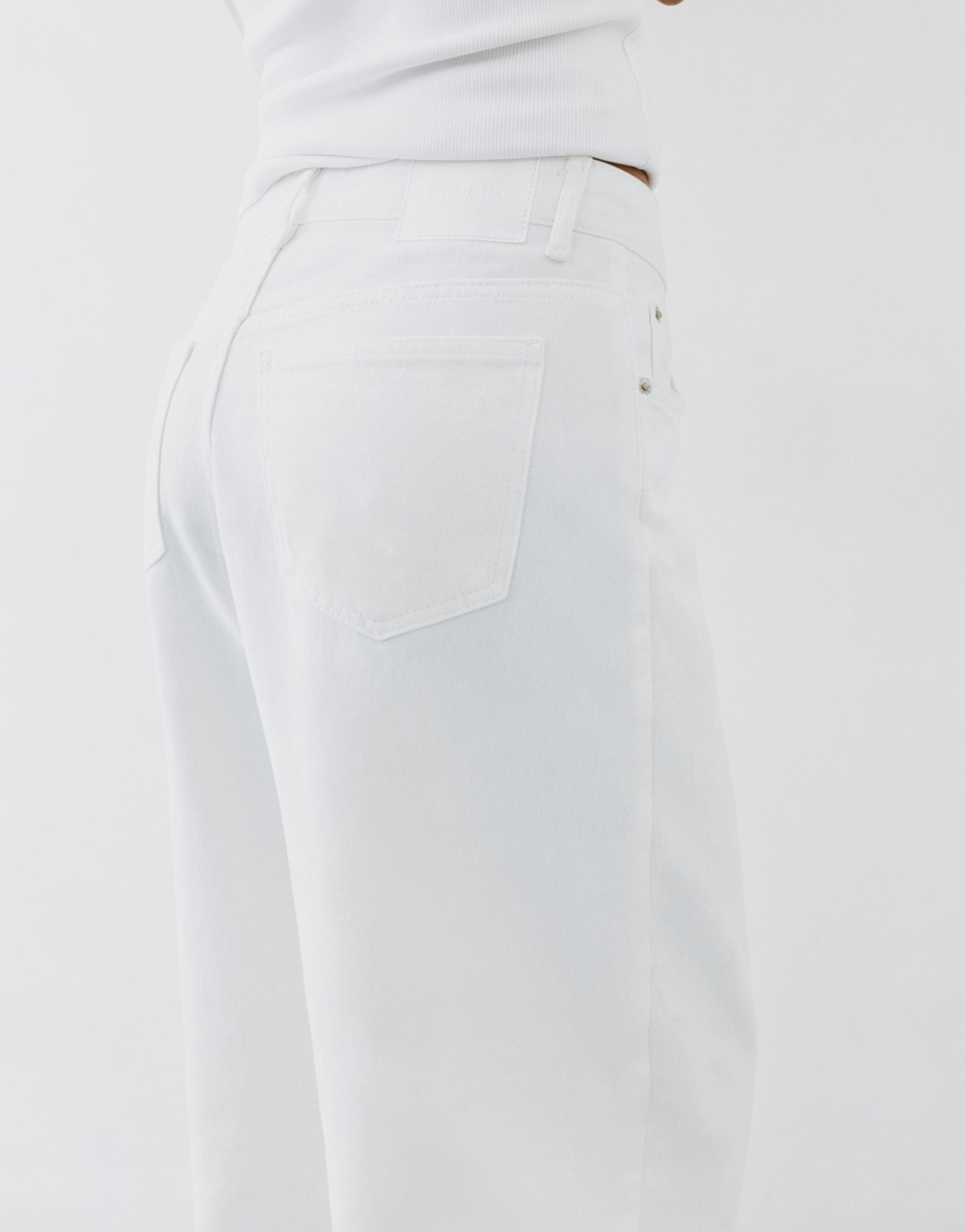 White crossover waist baggy jeans — White