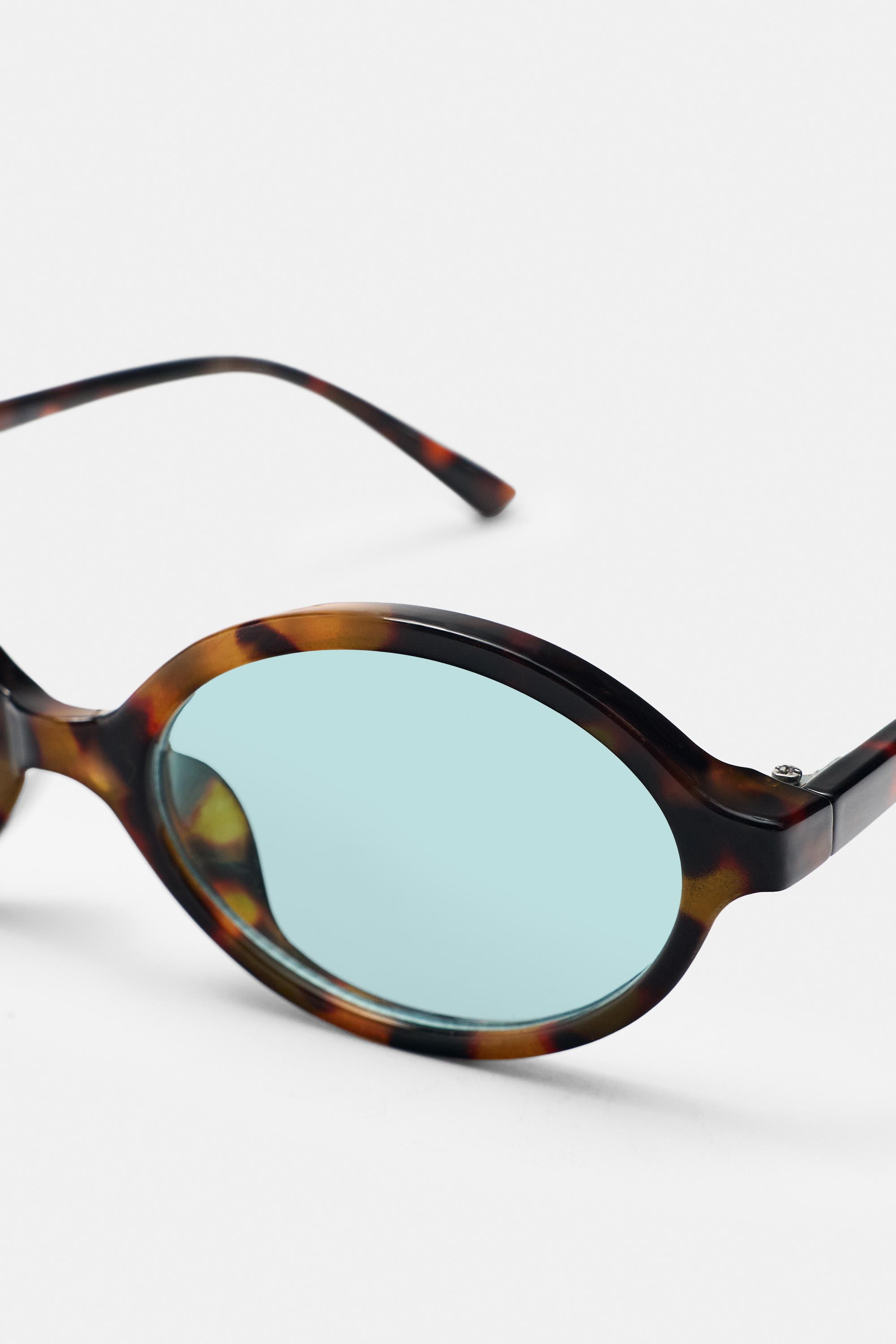 Oval sunglasses — Pale blue