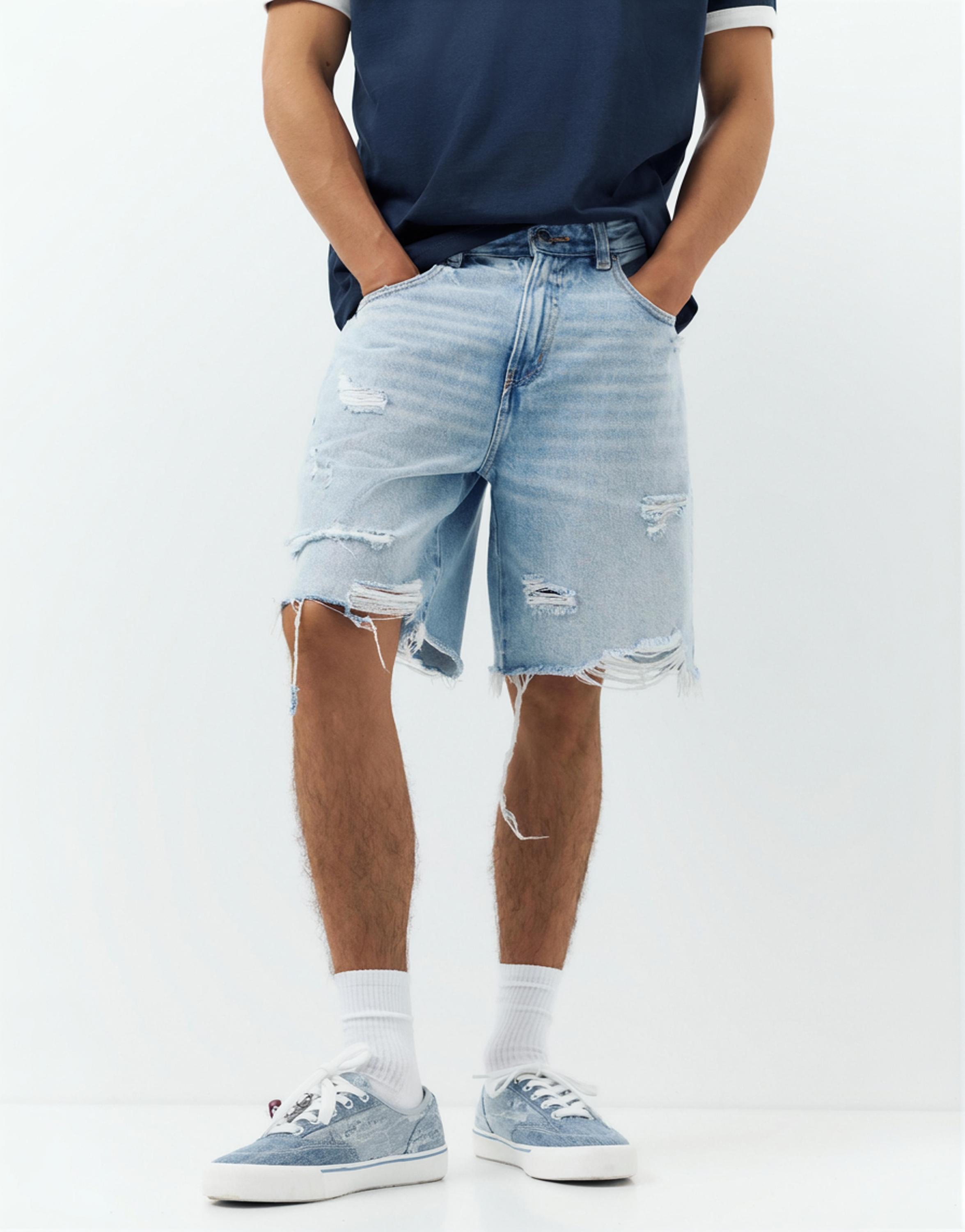 Straight-leg denim Bermuda shorts — Pale indigo