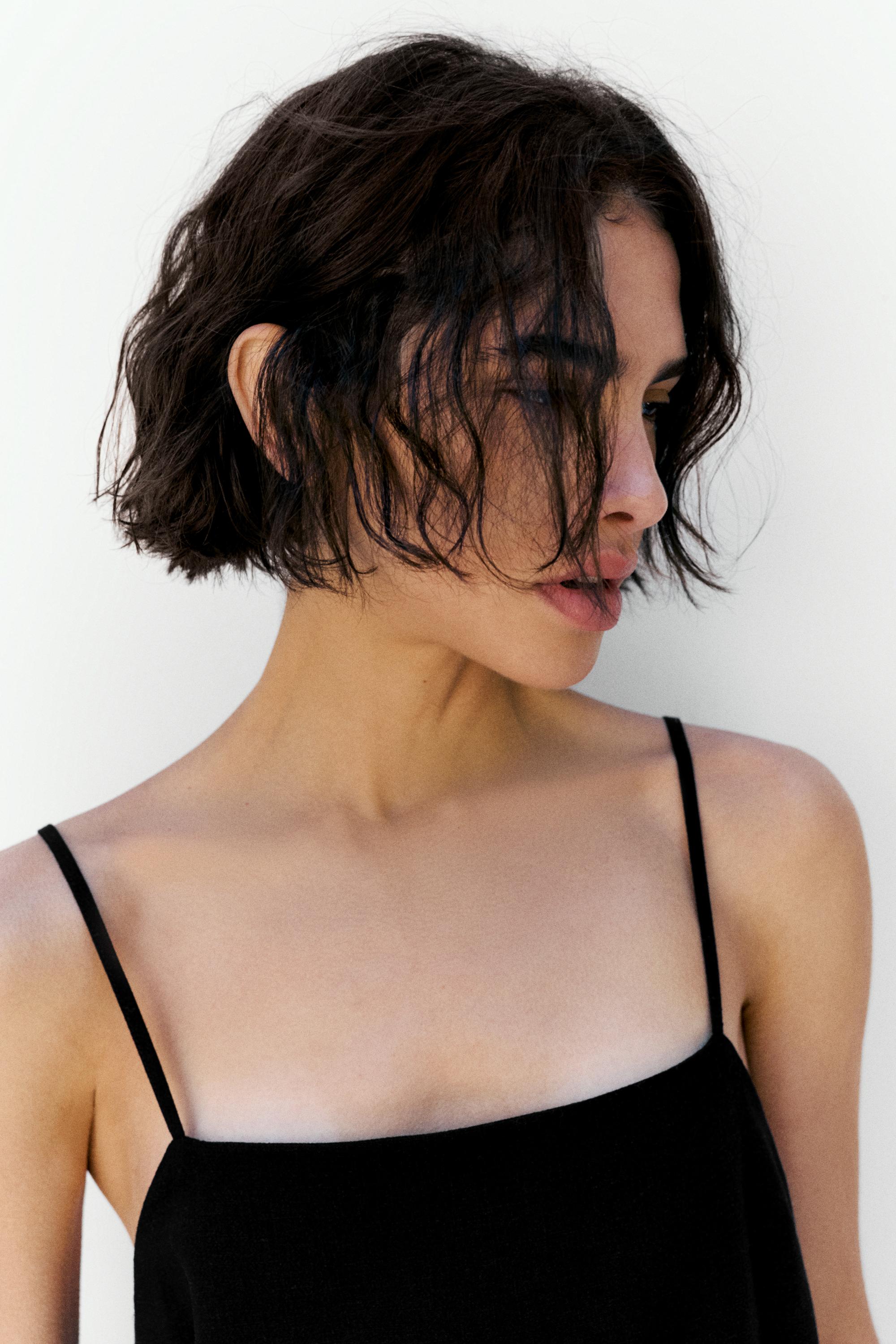Short strappy dress with linen — Black