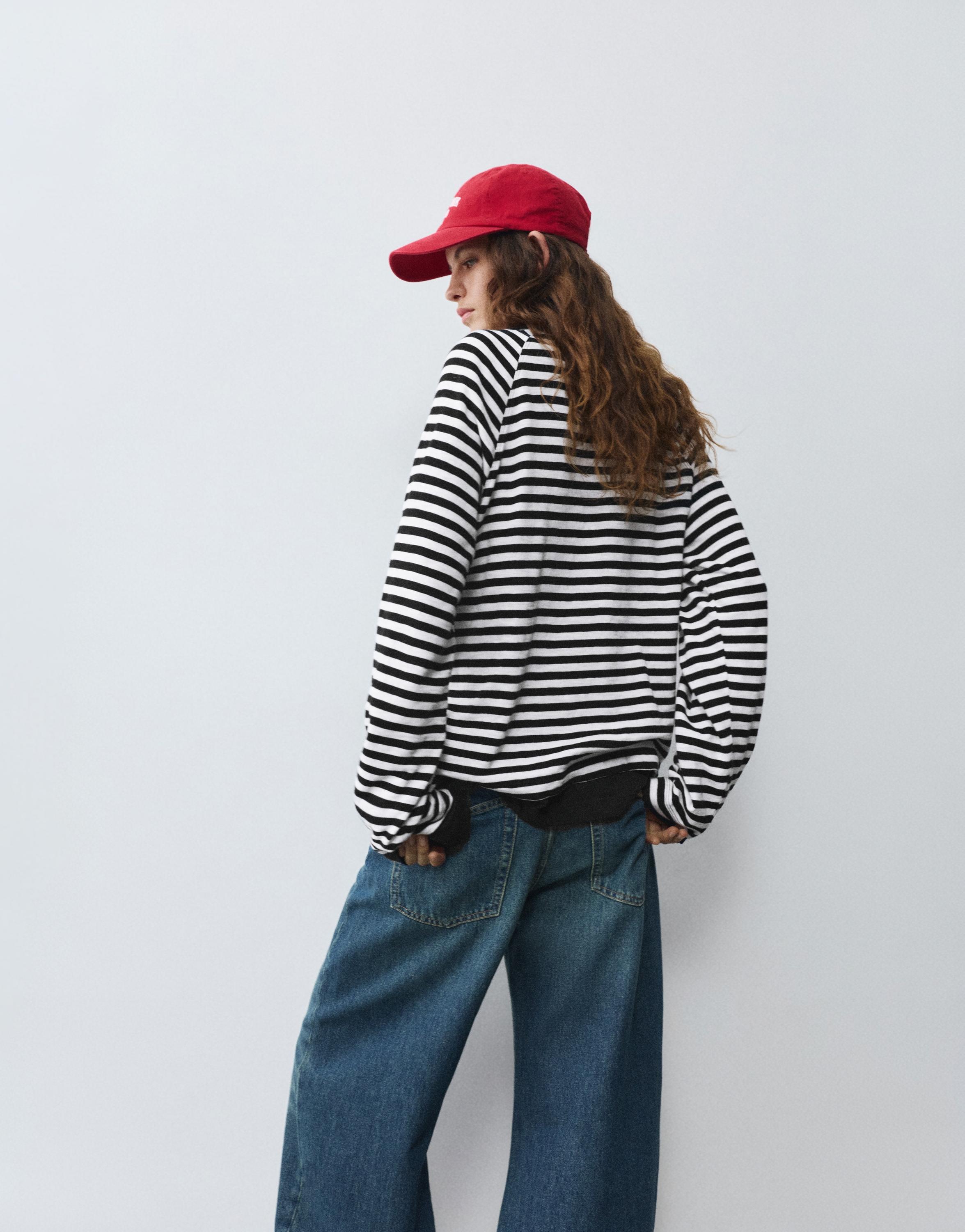 Long sleeve raglan T-shirt — Striped