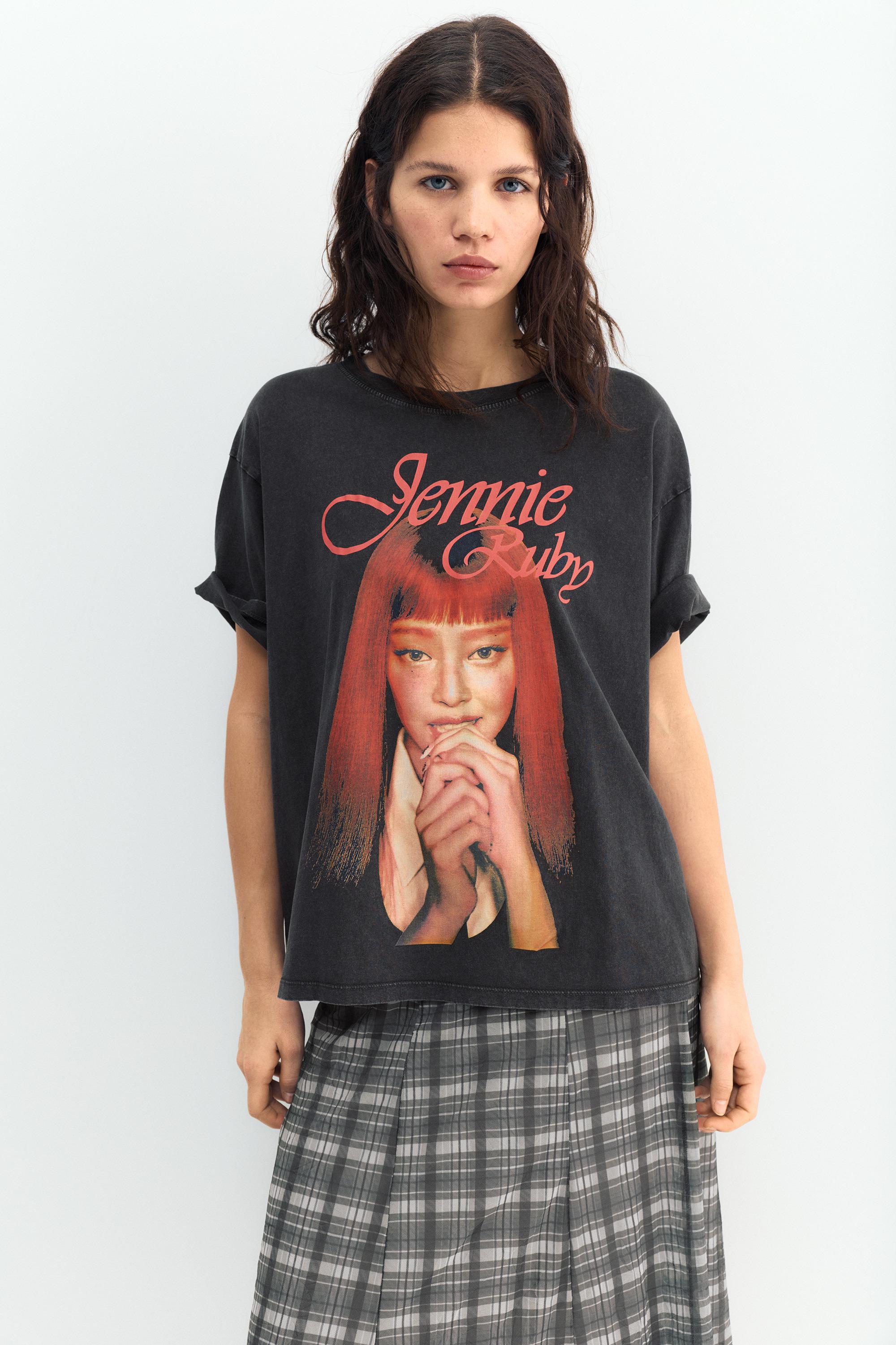 Jennie Ruby T-shirt | Pull&Bear Malaysia