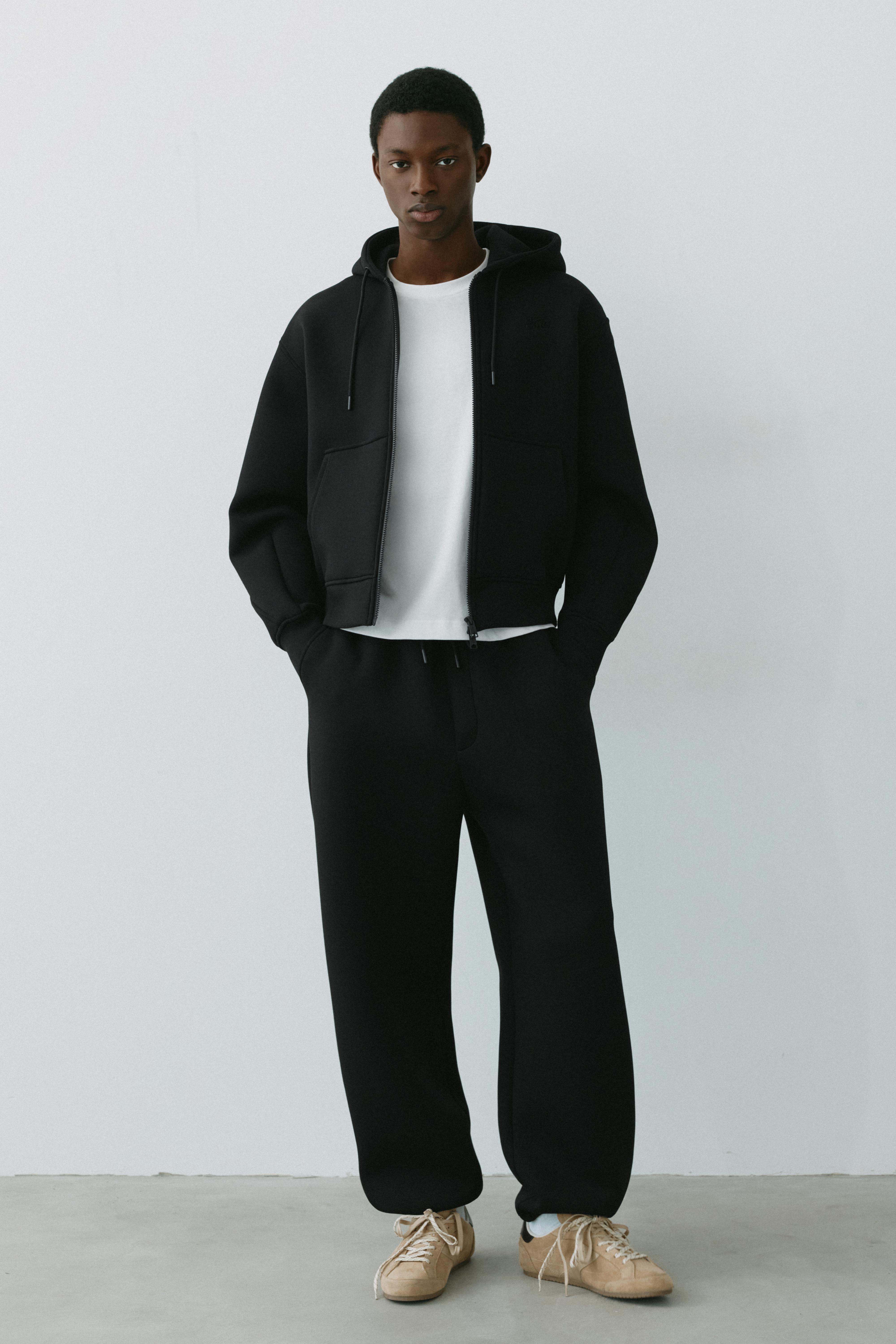 Neoprene-effect baggy trousers — Black
