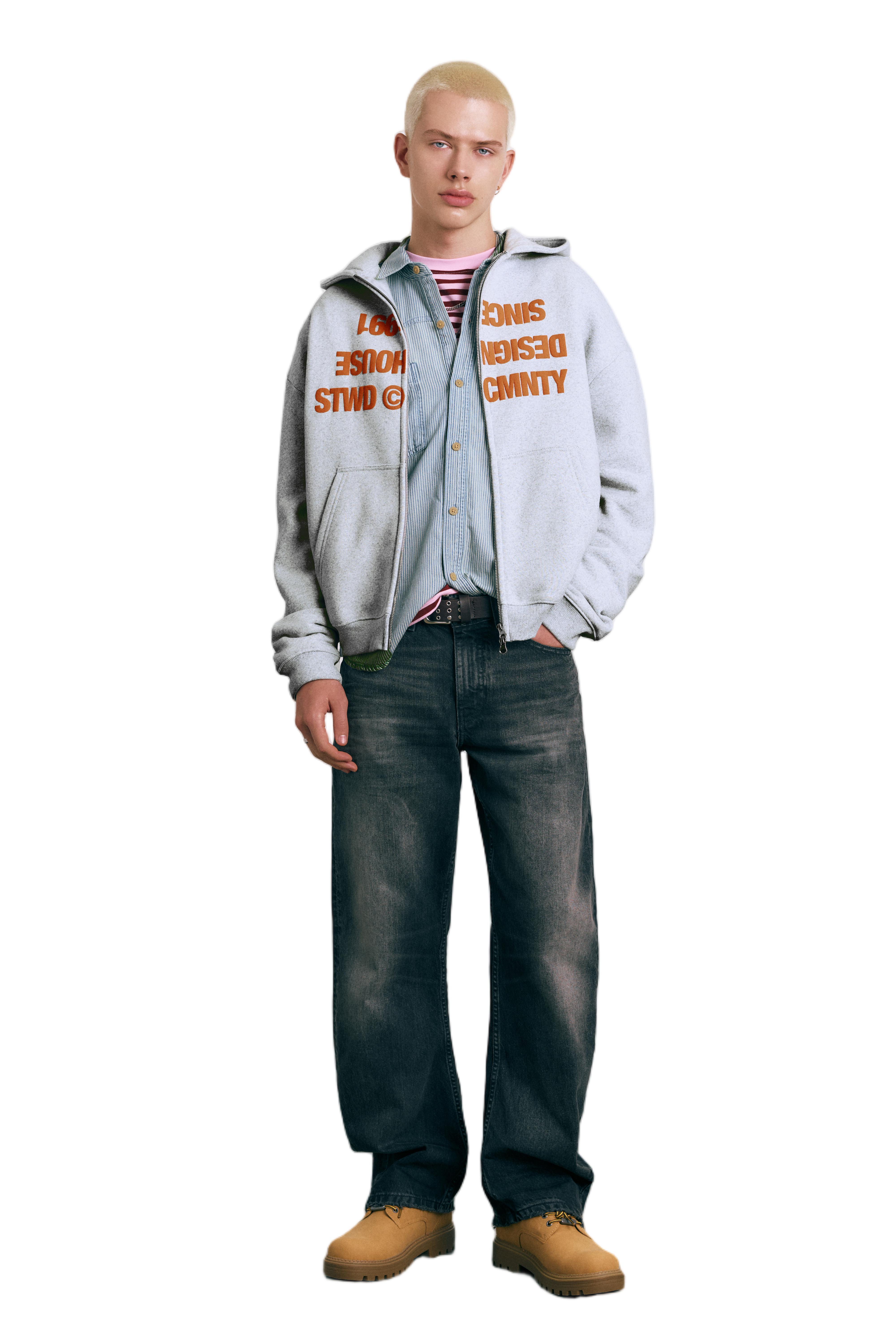 Kapüşonlu fermuarlı yazılı sweatshirt - Görsel 15