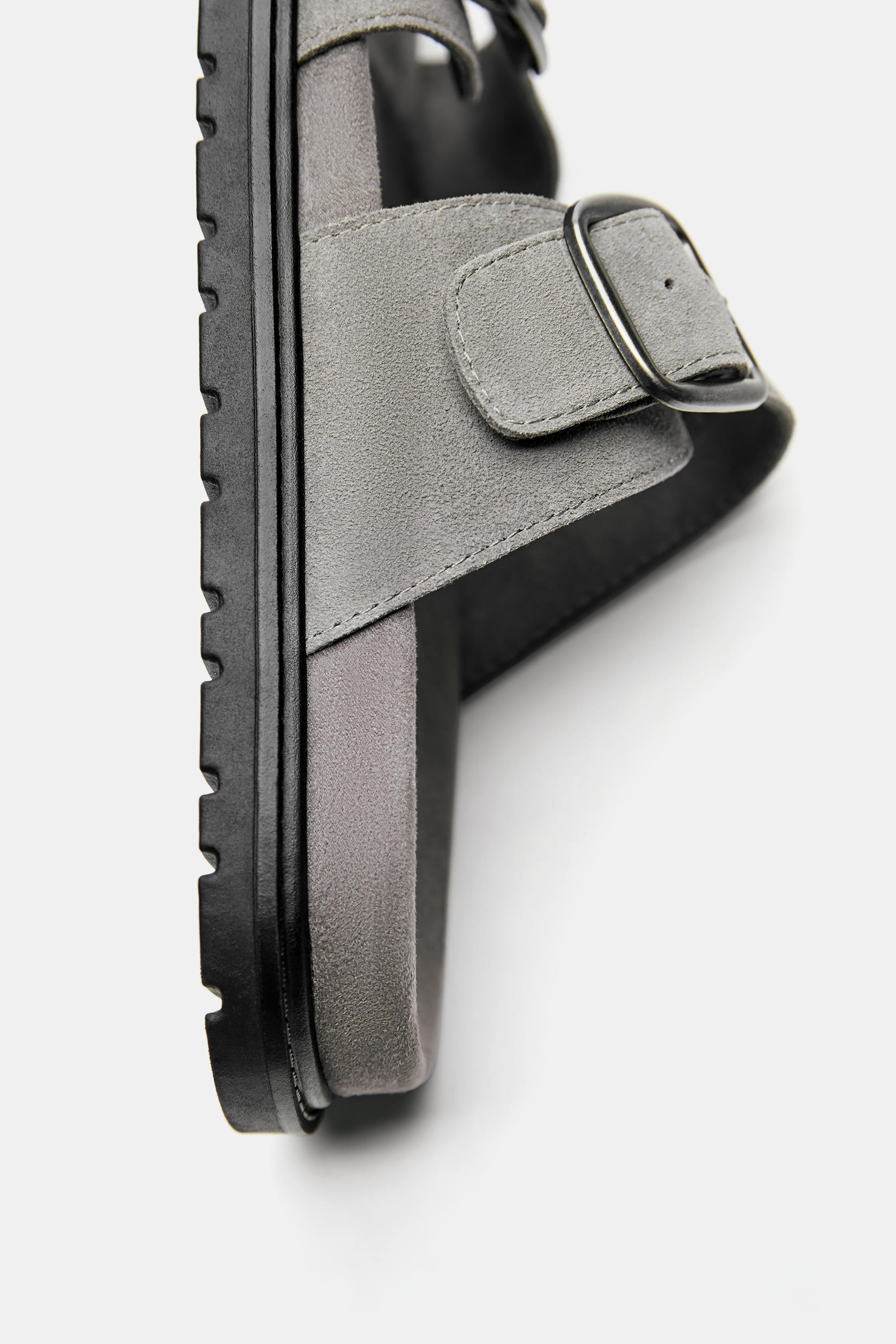 Leather buckle sandals — Grey