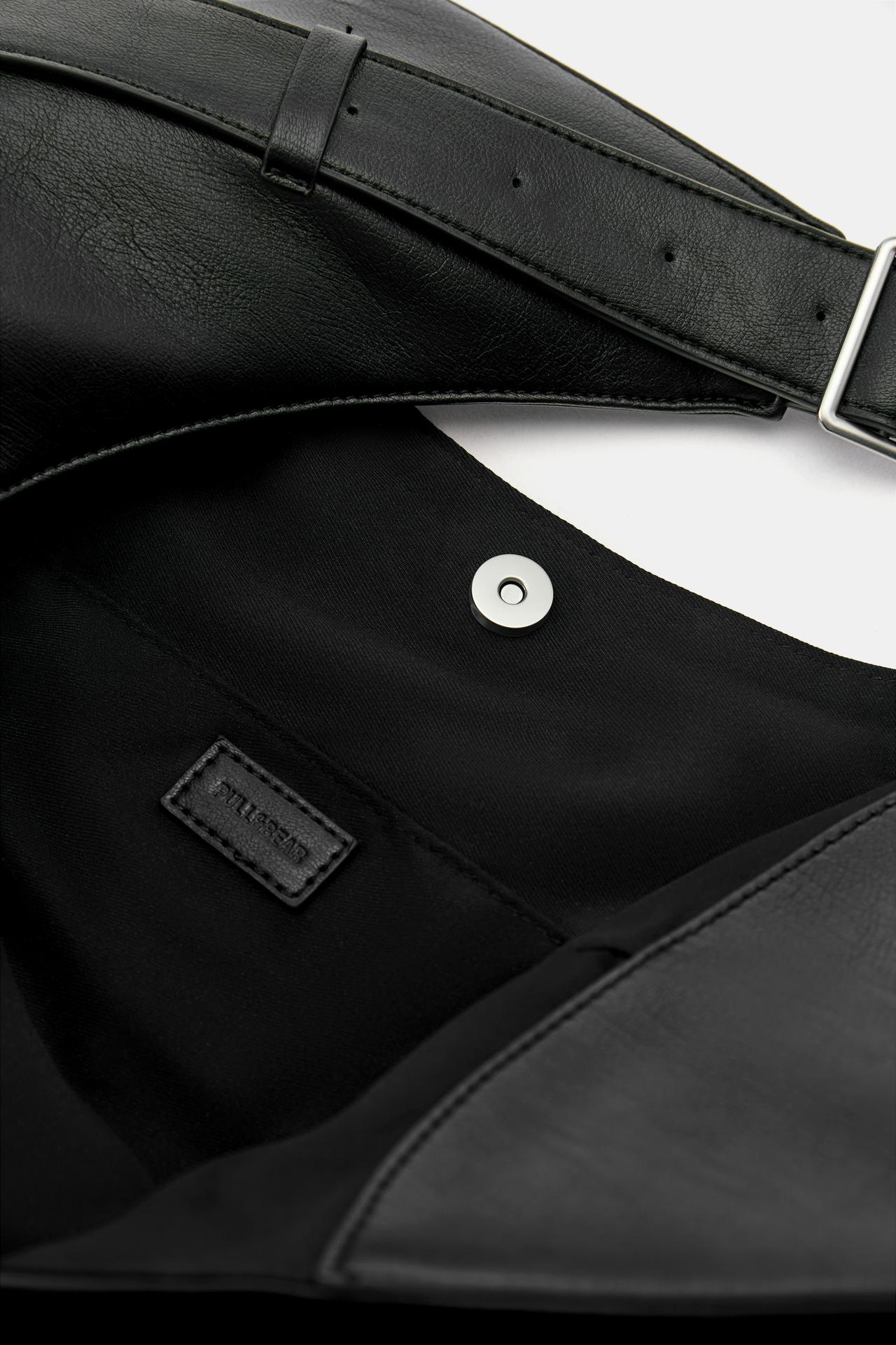 Buckle shopper bag — Black