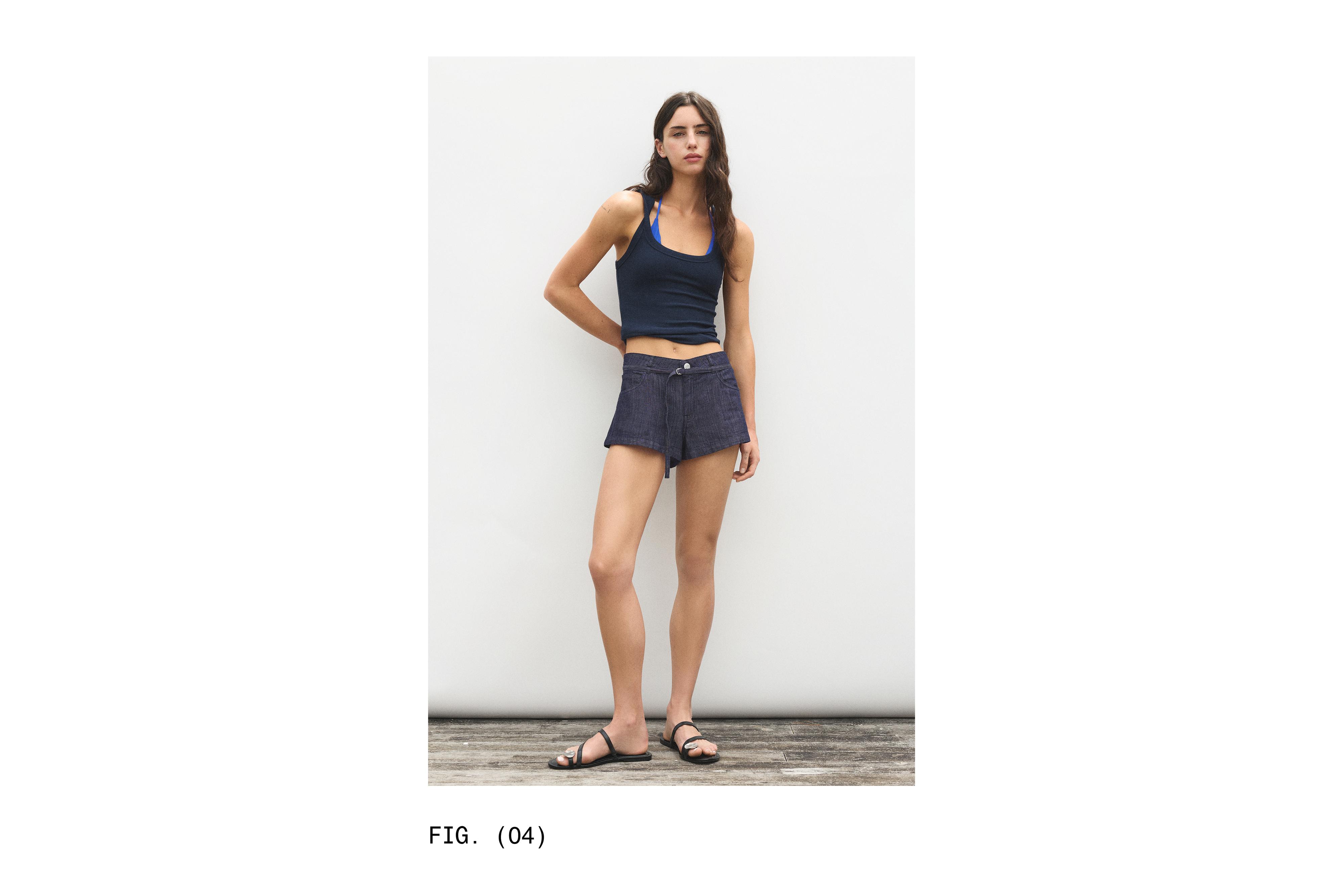 Denim shorts with belt — Navy