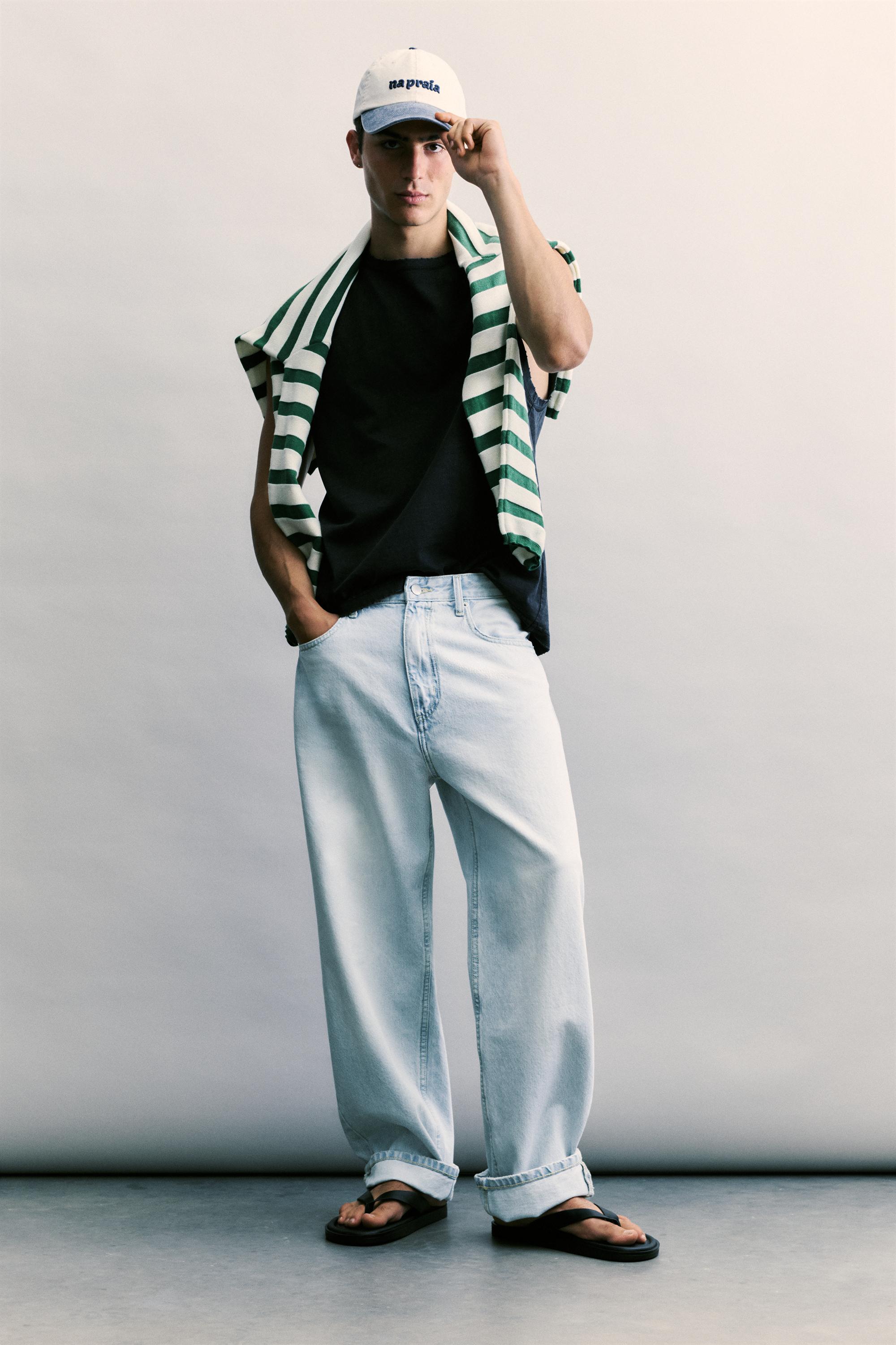 Baggy jeans — Pale blue