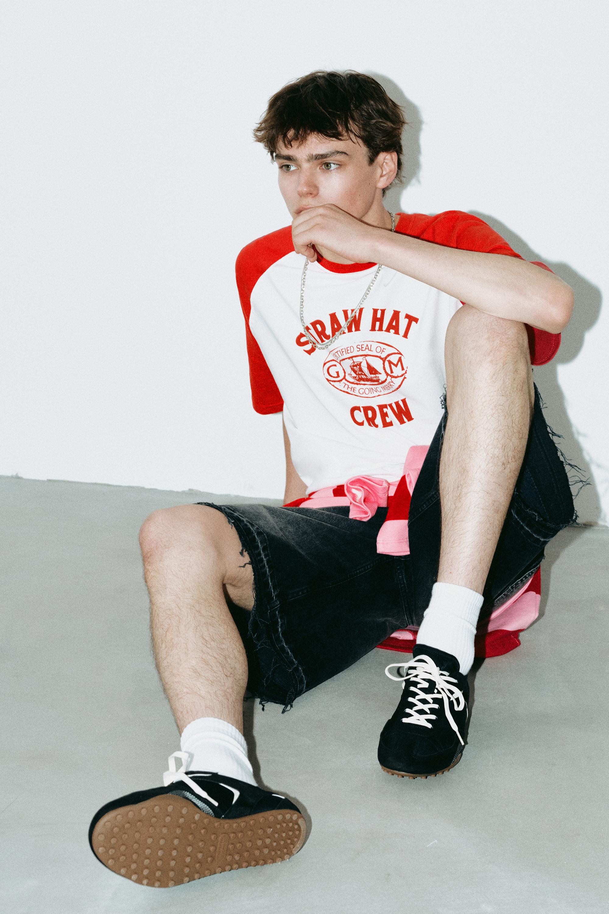 One Piece T-shirt — Reddish