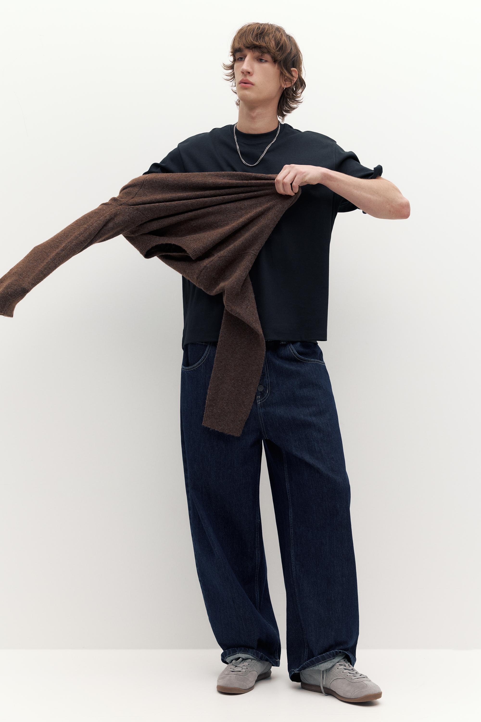Boxy T-shirt — Black