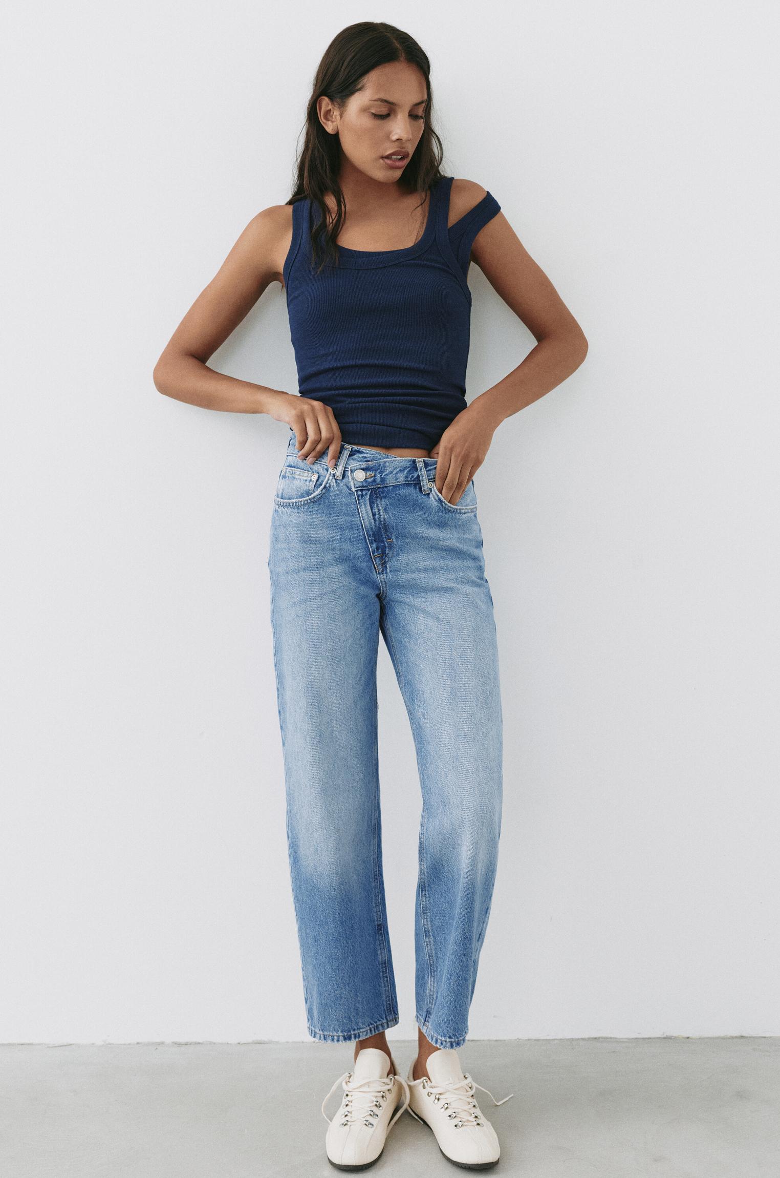 Straight-leg jeans with crossover waistband — Medium blue