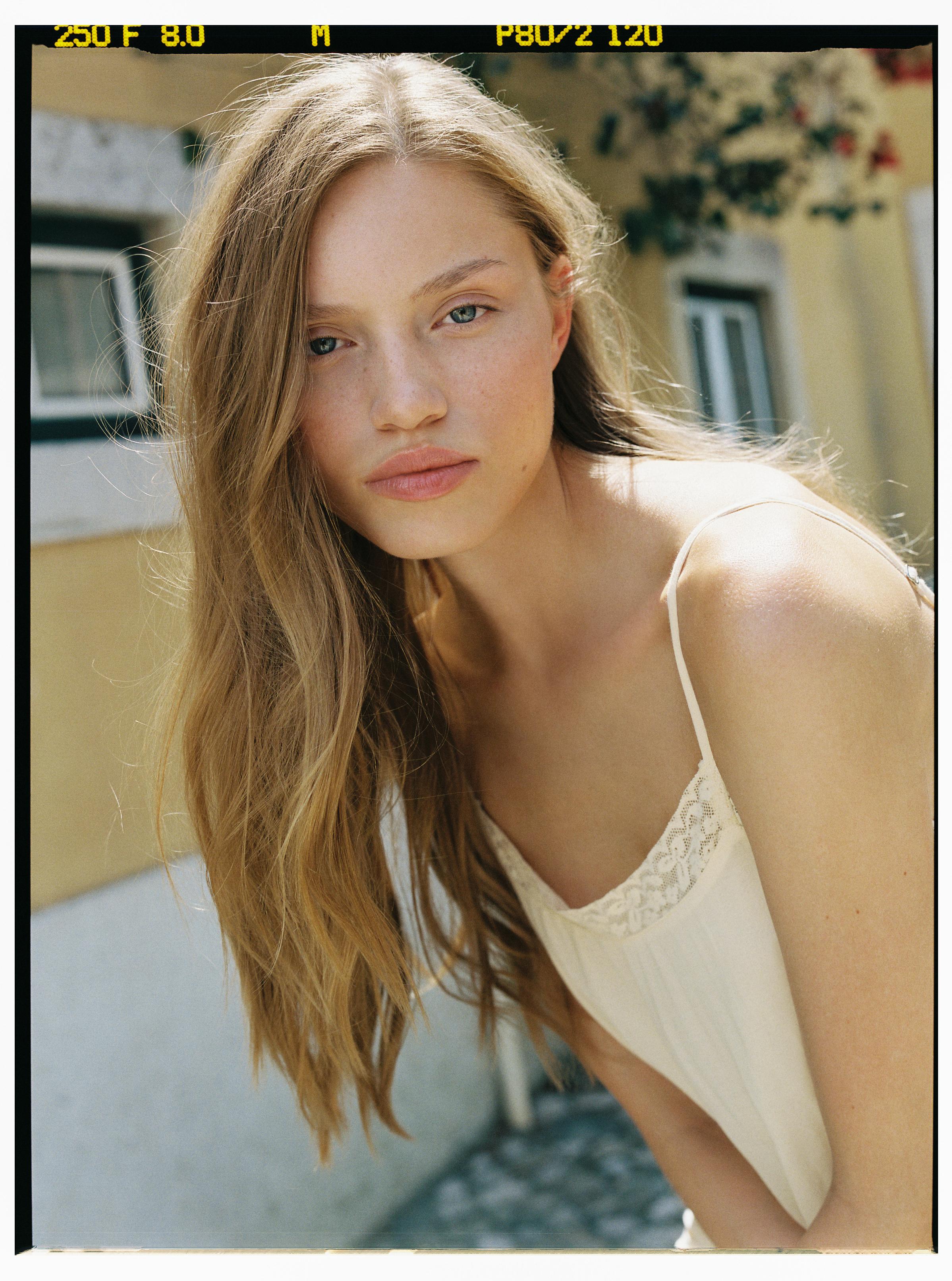Short slip dress — Vanilla