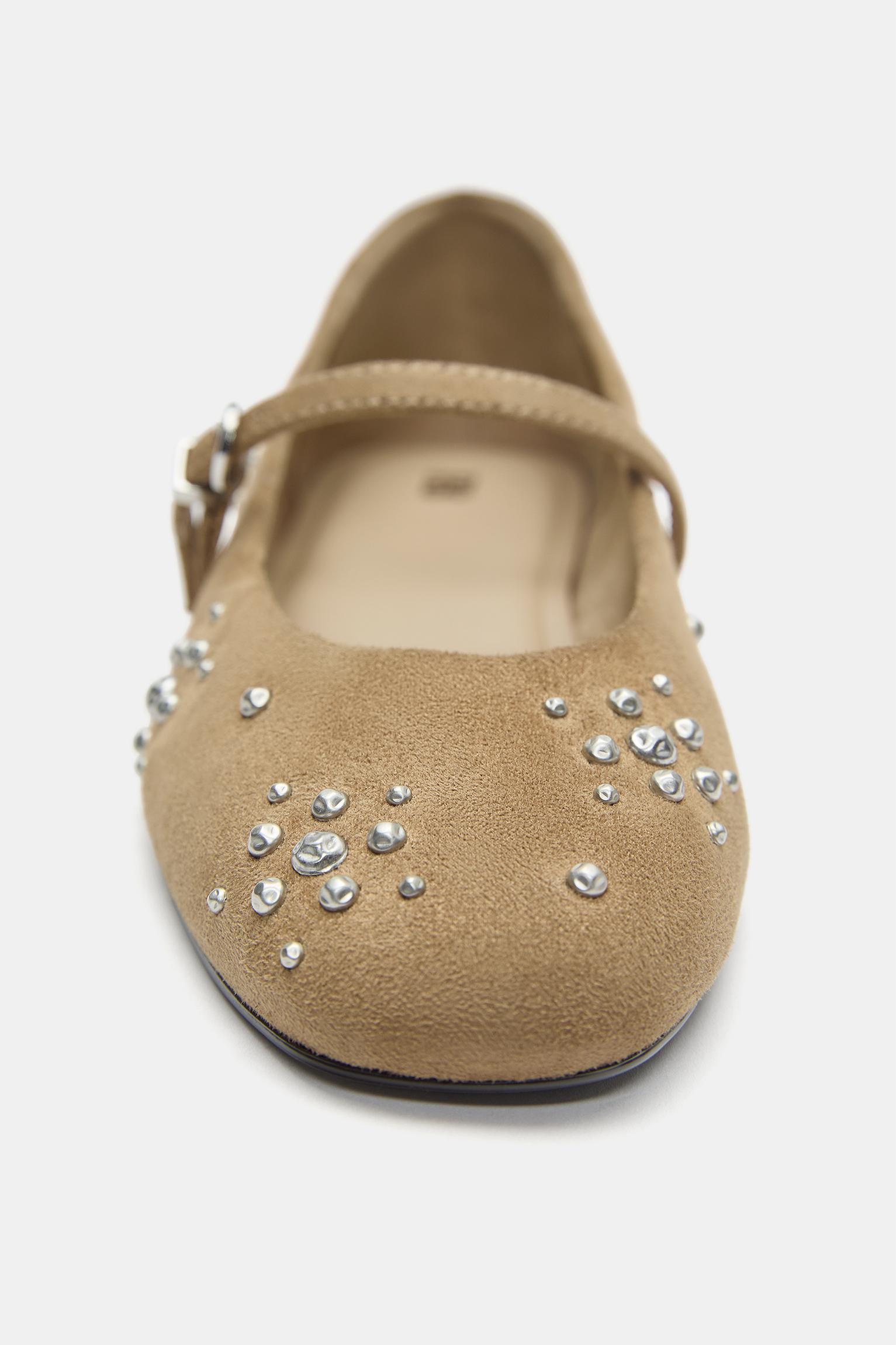 Studded ballet flats — Sand