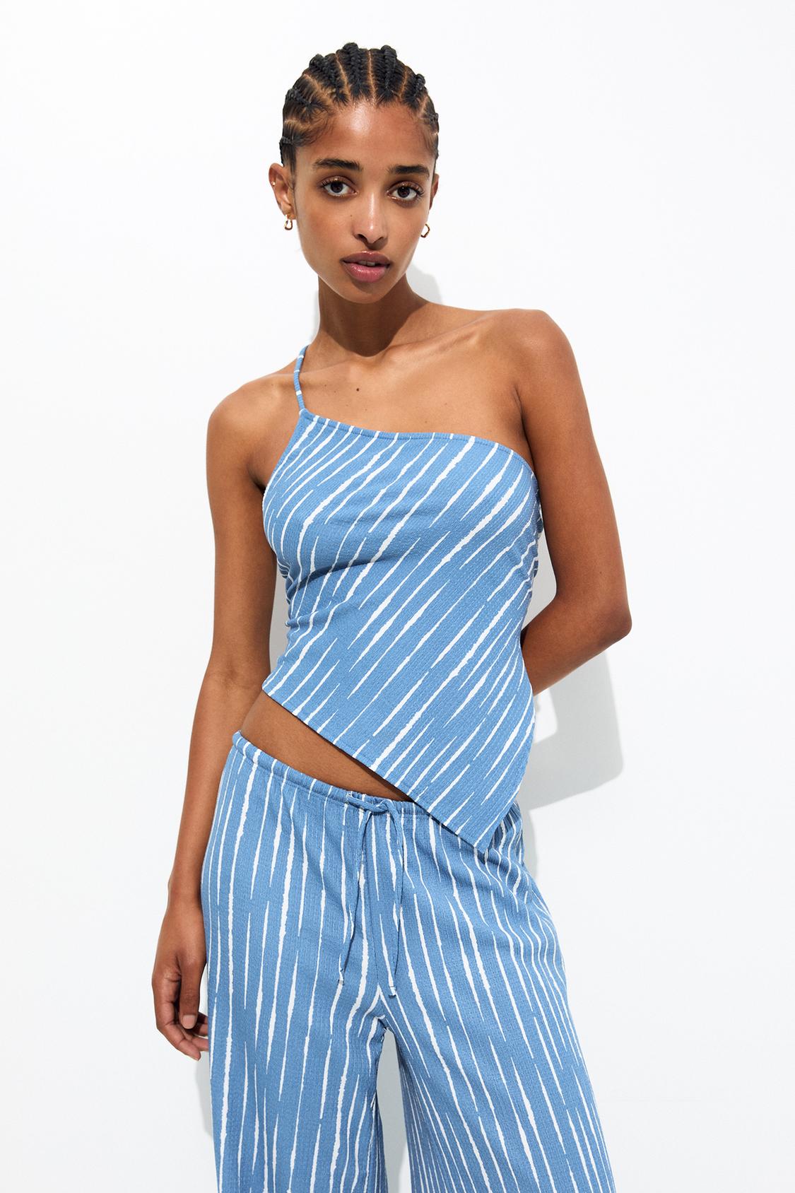 Asymmetrisches Top mit Streifen - PULL&BEAR