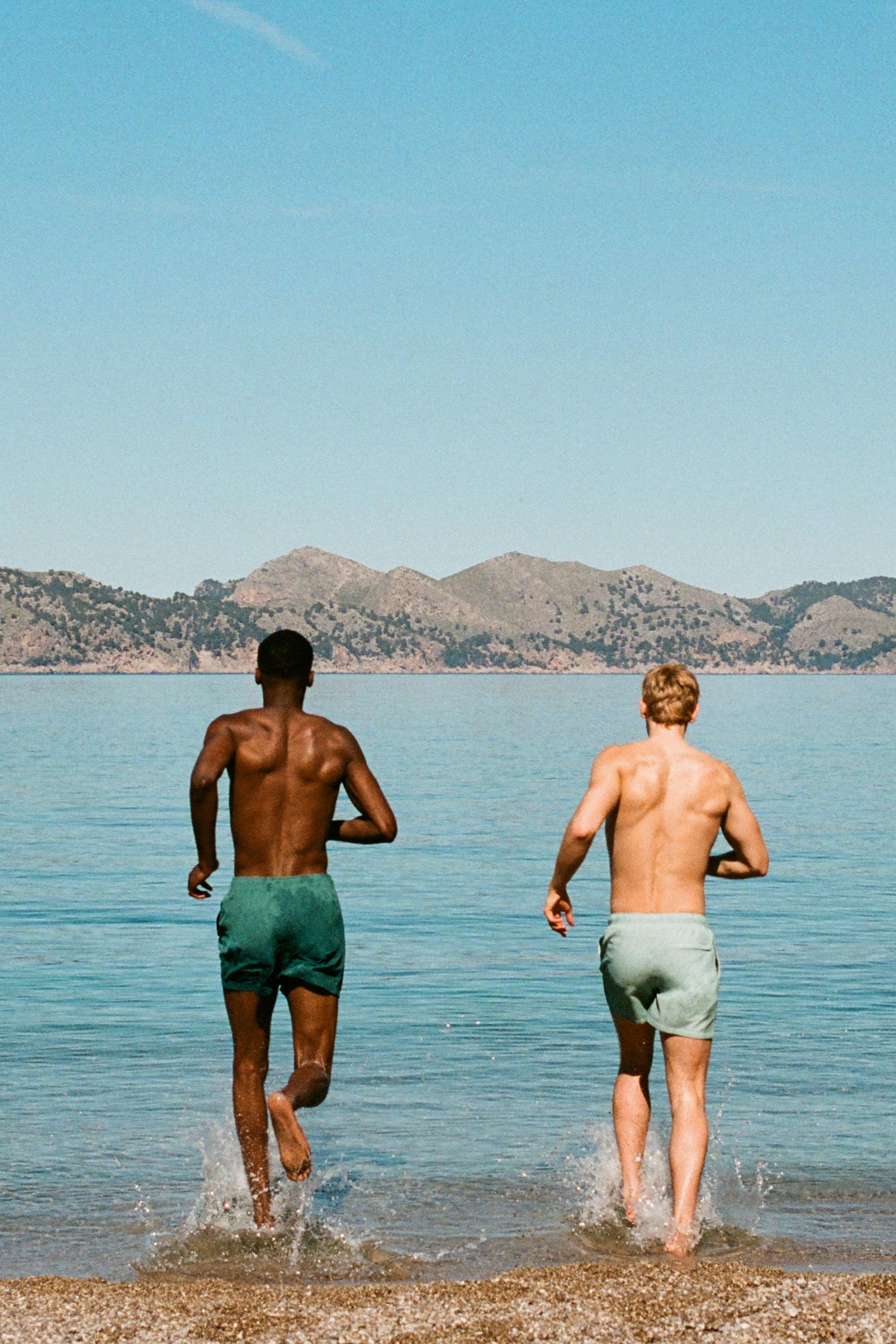 Basic swimming trunks — Green