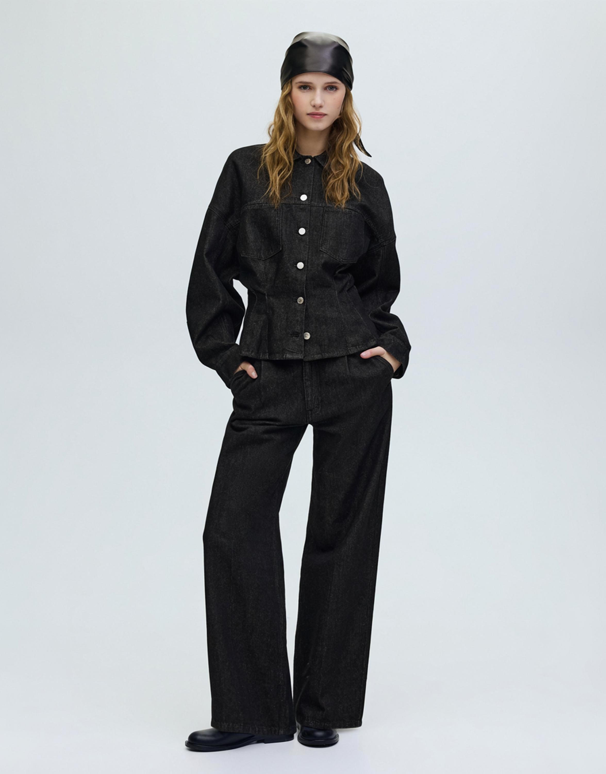 Fitted denim shirt with pleats — Black