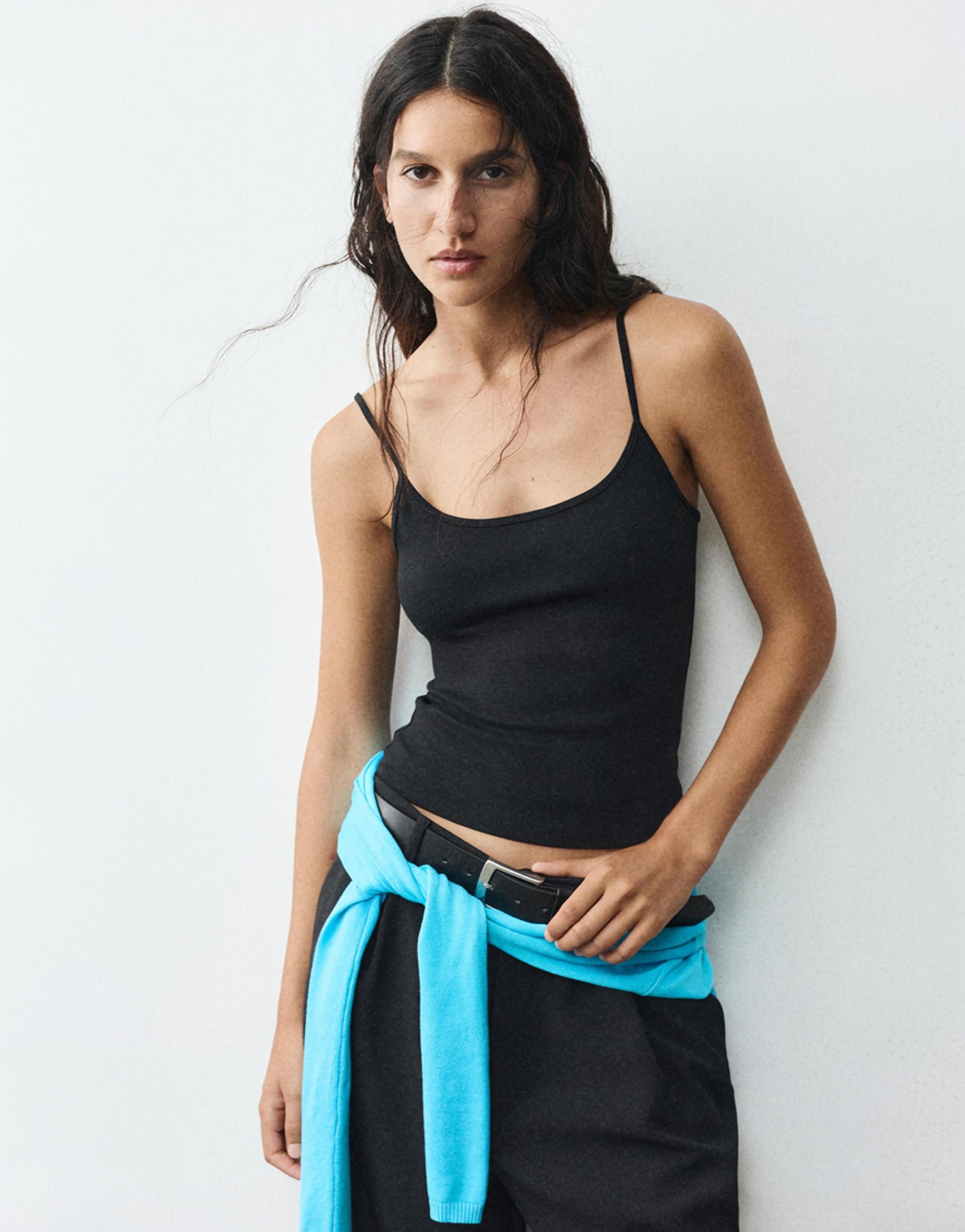 Thin strap top — Black