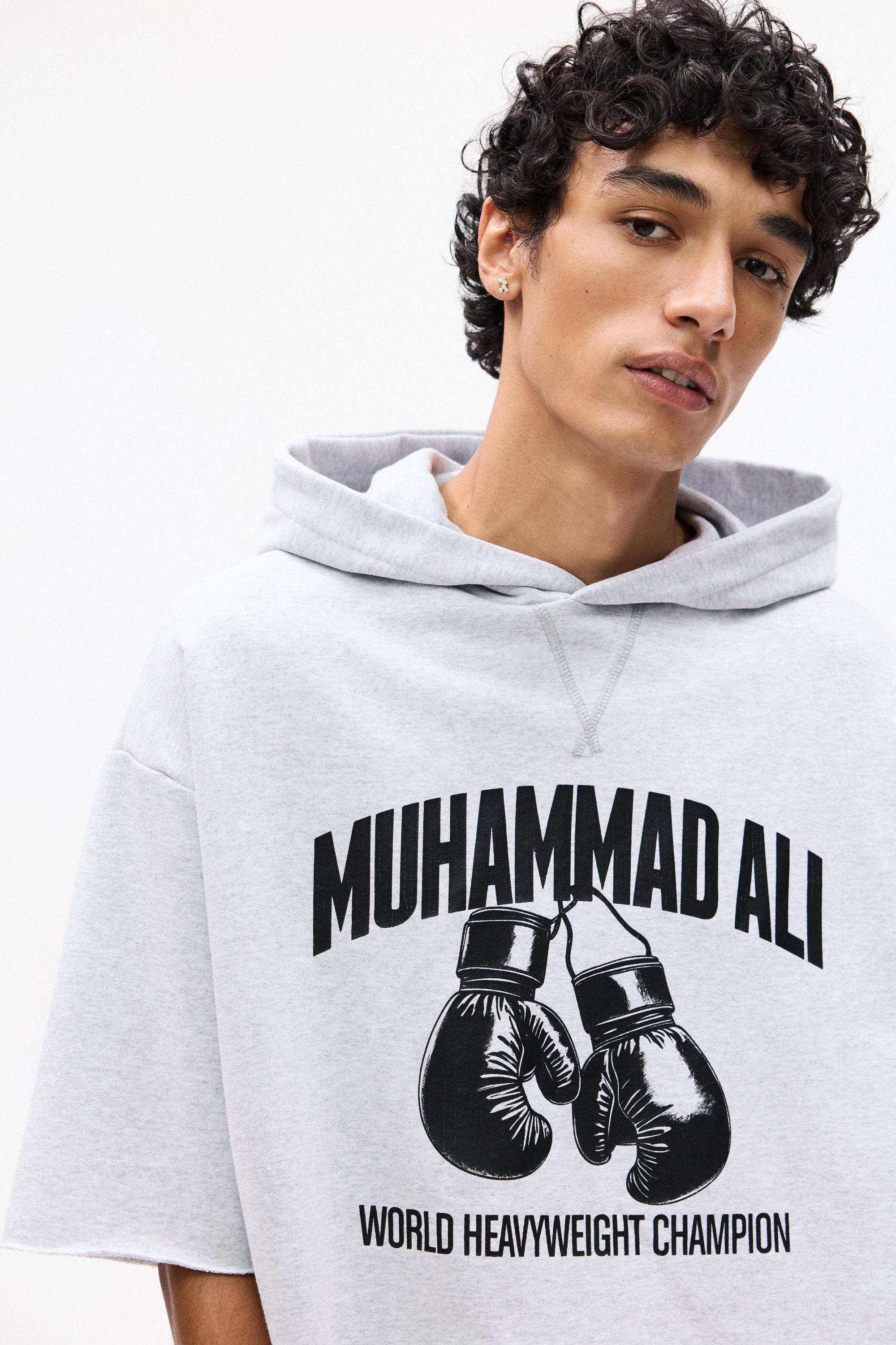 Short sleeve Muhammad Ali hoodie - PULL\u0026BEAR