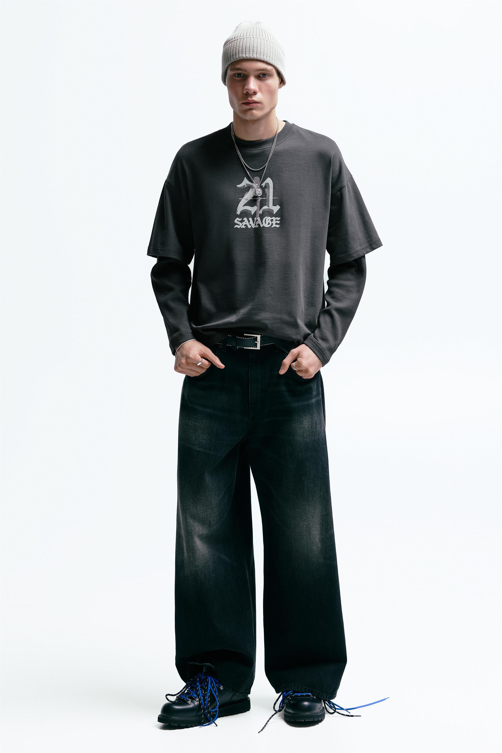 21 Savage double sleeve T-shirt - Pull&Bear United States