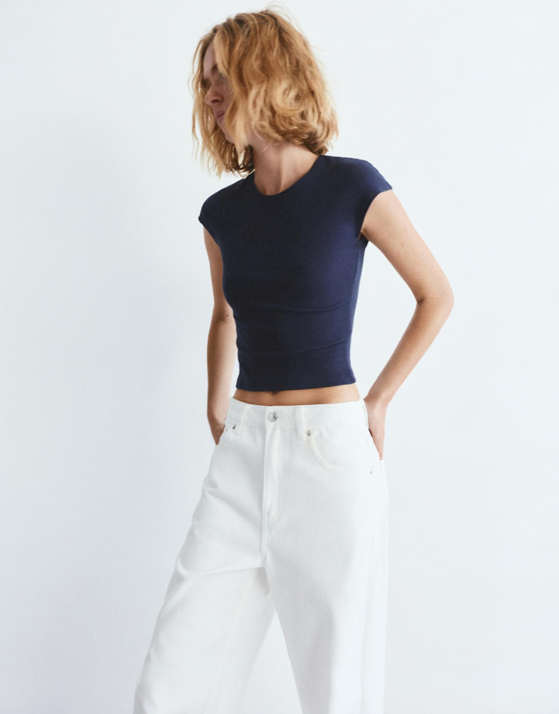 Dar Kesim Kısa Kollu Tişört - Görsel 73