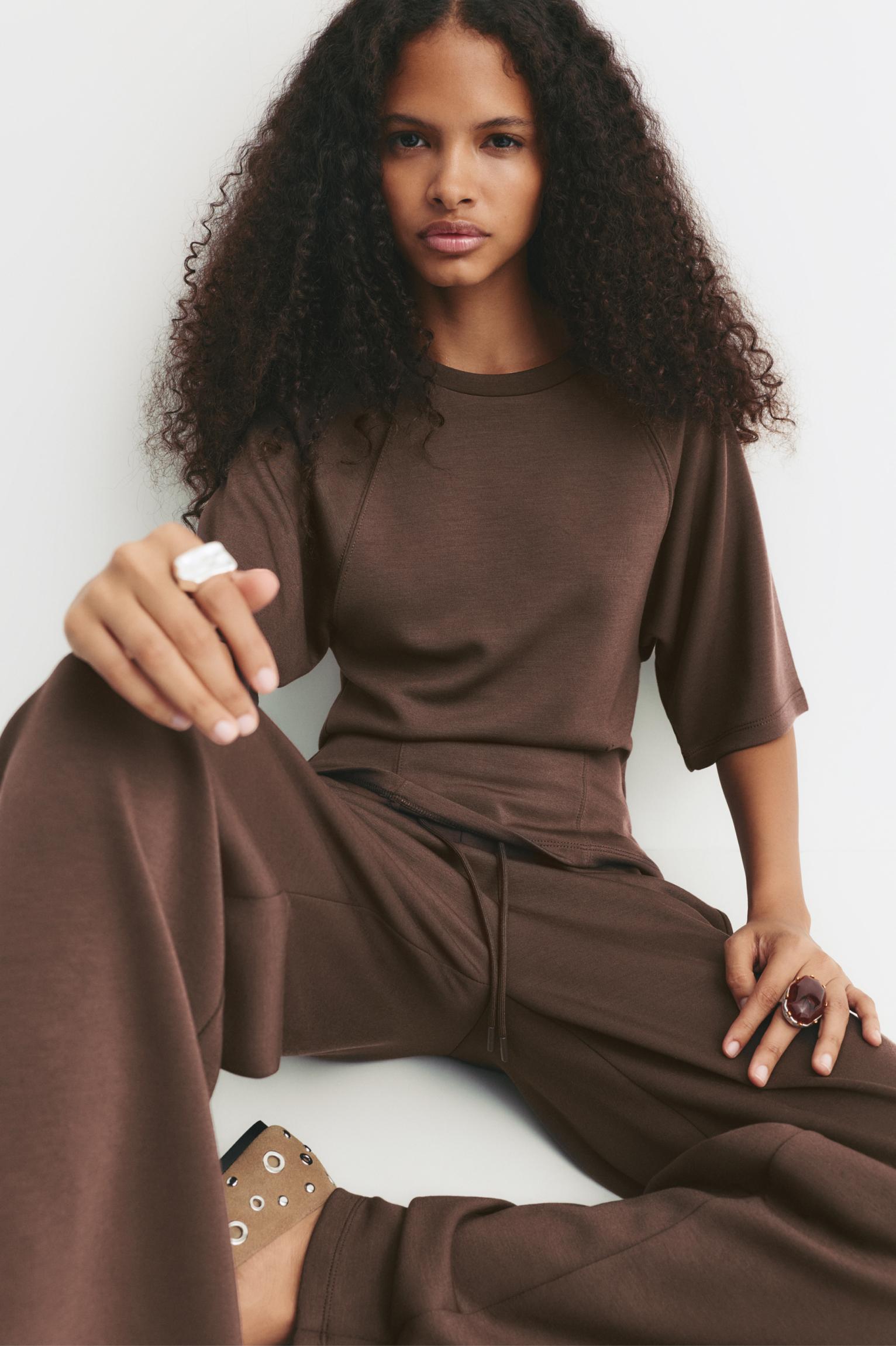 Soft touch short sleeve sweatshirt — Brown