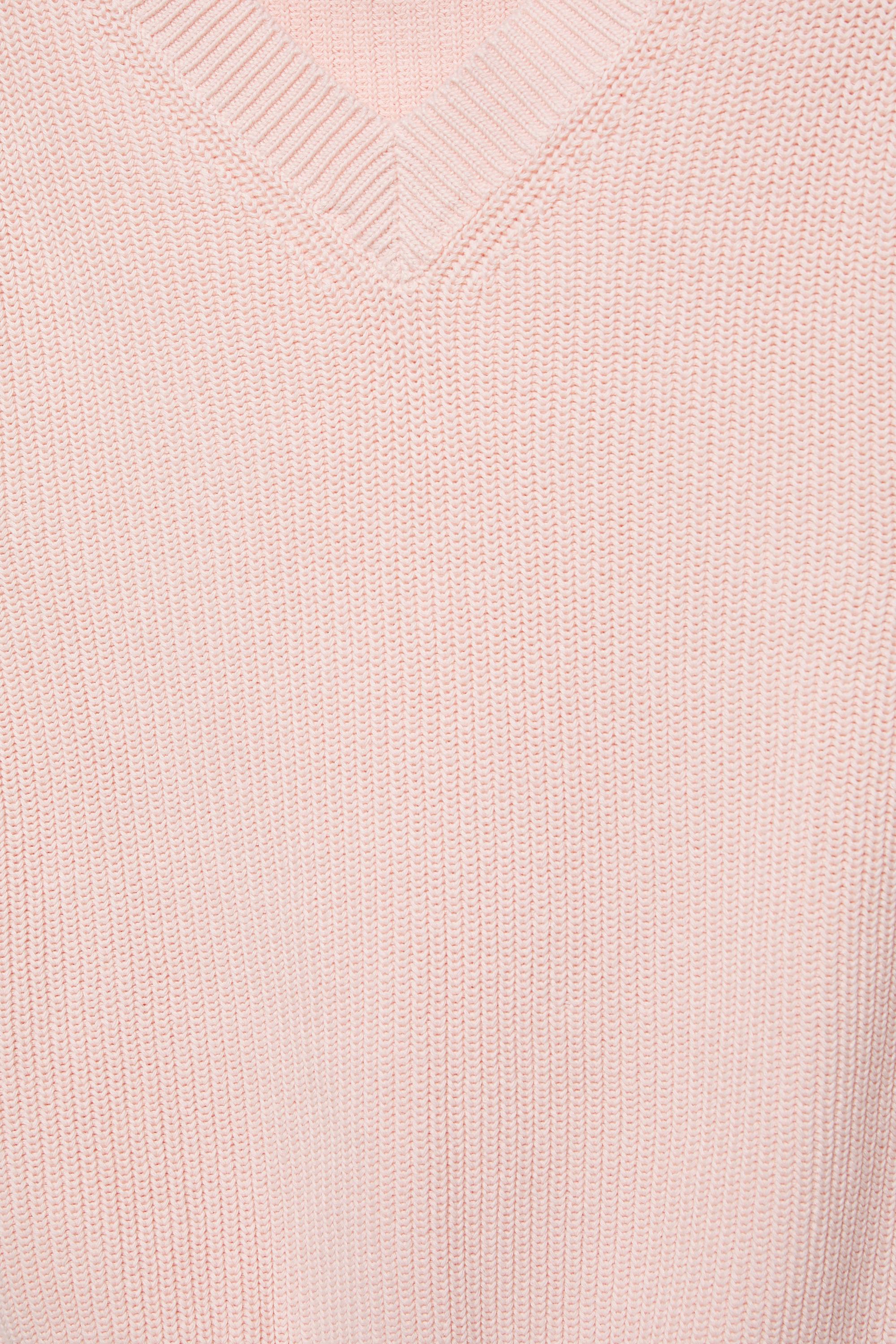 Knit vest — Pastel pink