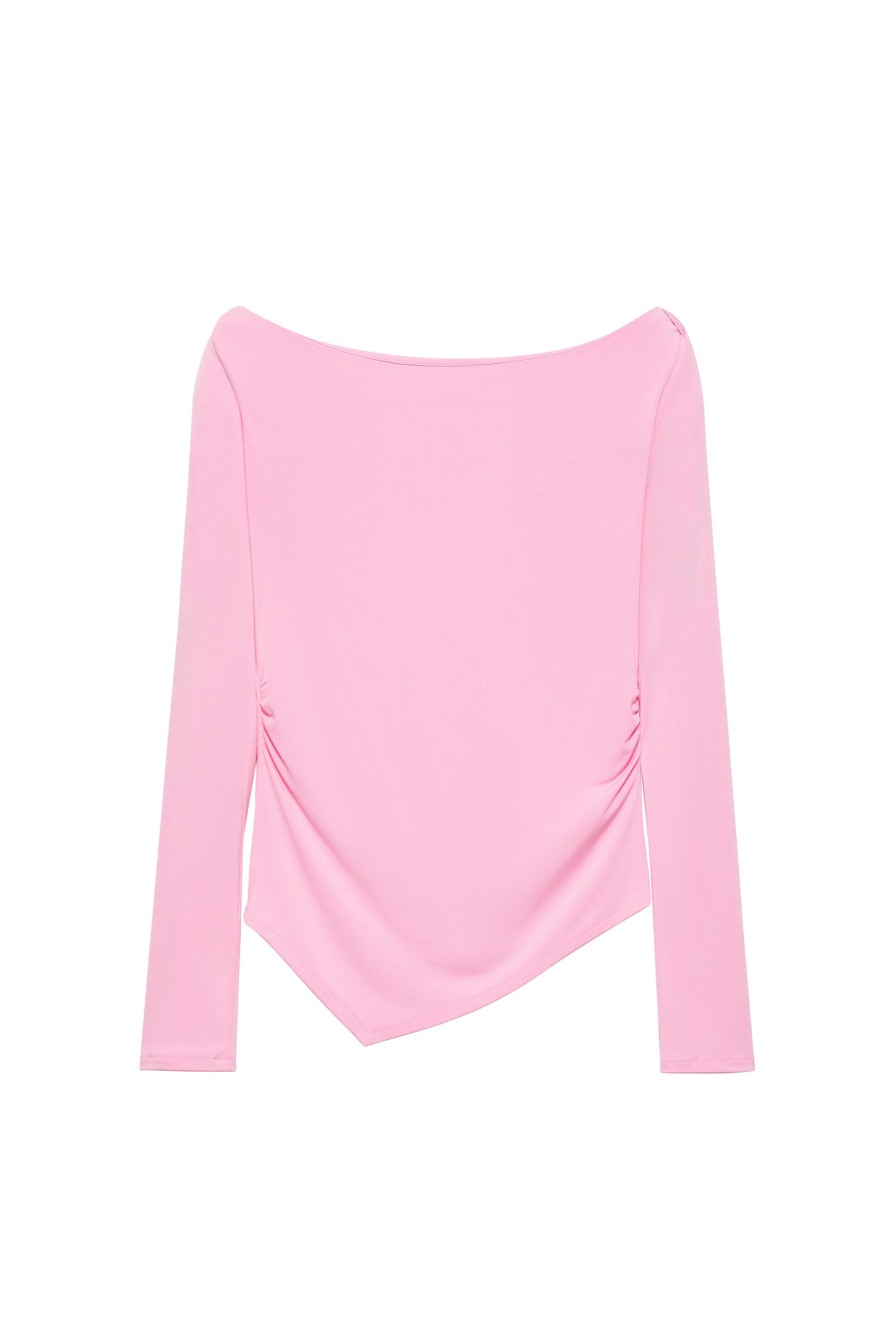 Büzgülü pembe kayık yaka top - Görsel 4